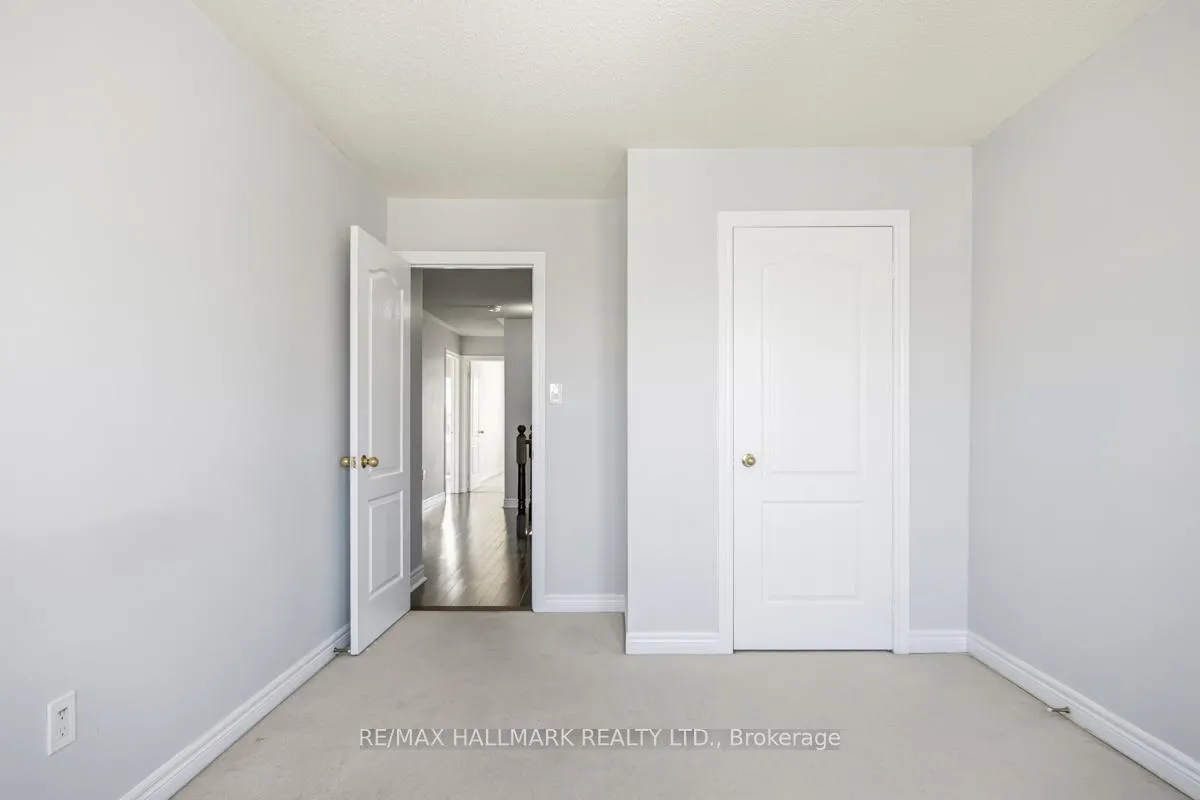 Photo 20 of 33 Tomabrook Crescent, Brampton, Sandringham-Wellington — HOMEH