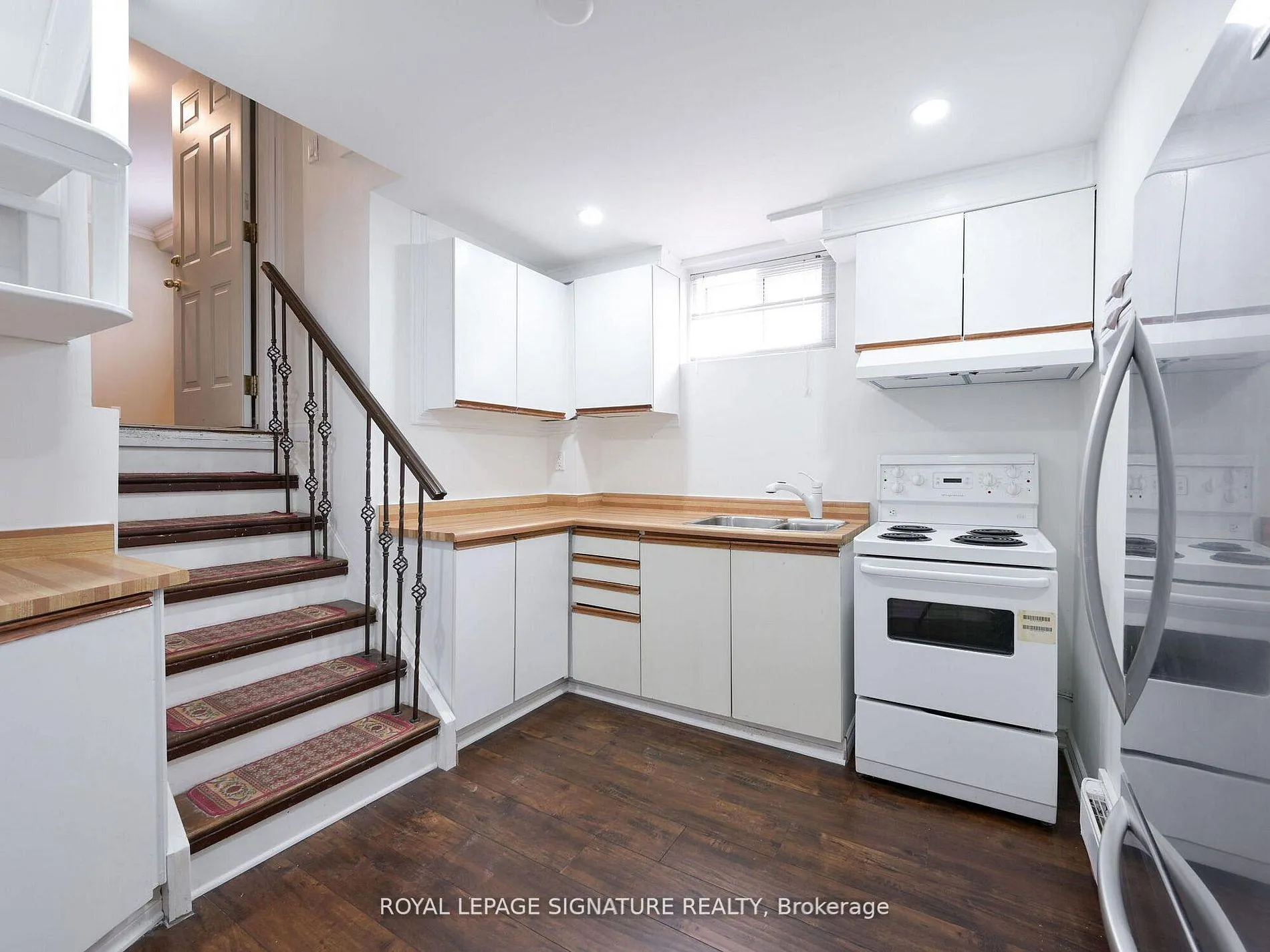 Photo 16 of Unit Lower, 26 Peterson Court, Brampton, Heart Lake East — HOMEH