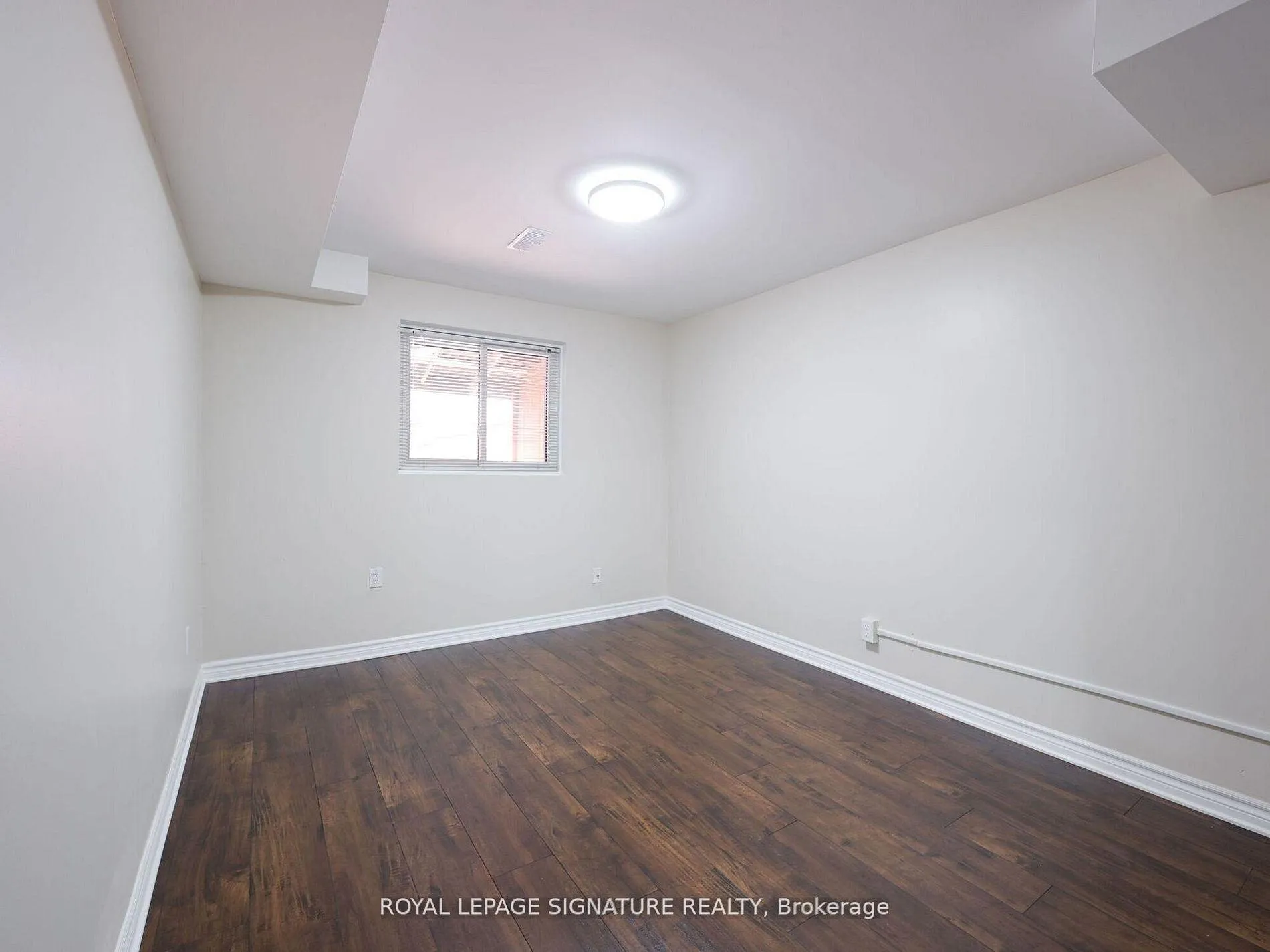 Photo 18 of Unit Lower, 26 Peterson Court, Brampton, Heart Lake East — HOMEH