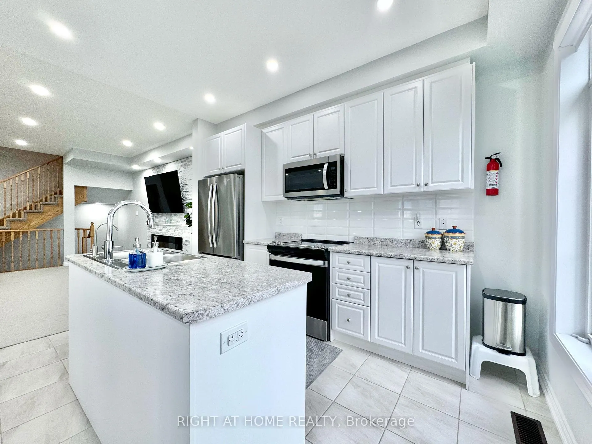 Photo 19 of Unit 39, 113 Hartley Avenue, Brant, Paris — HOMEH
