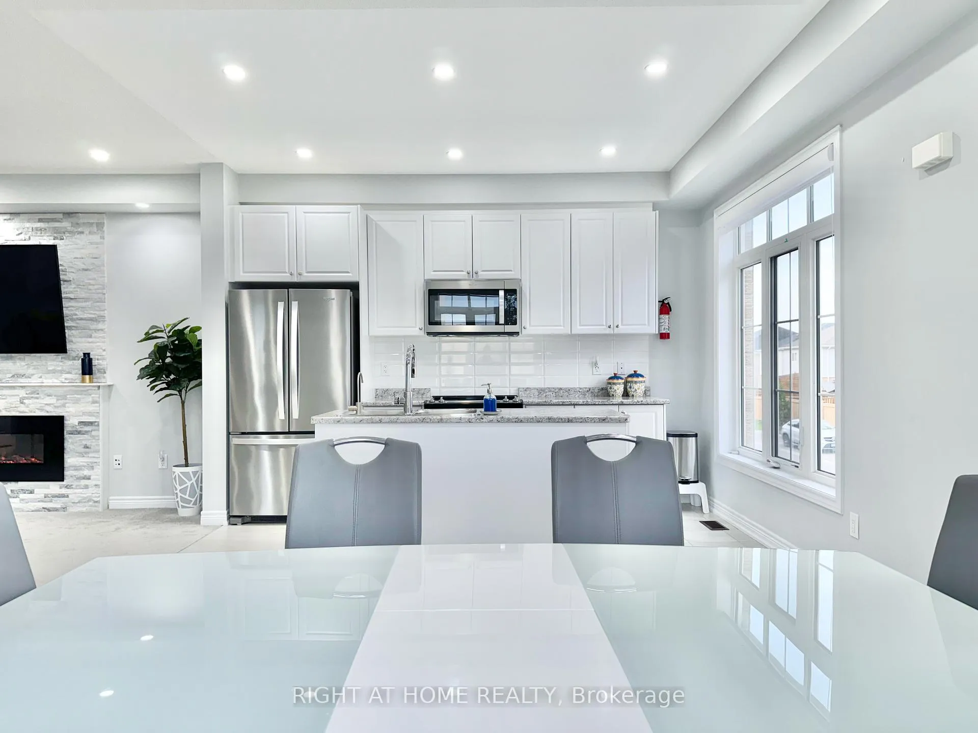 Photo 21 of Unit 39, 113 Hartley Avenue, Brant, Paris — HOMEH