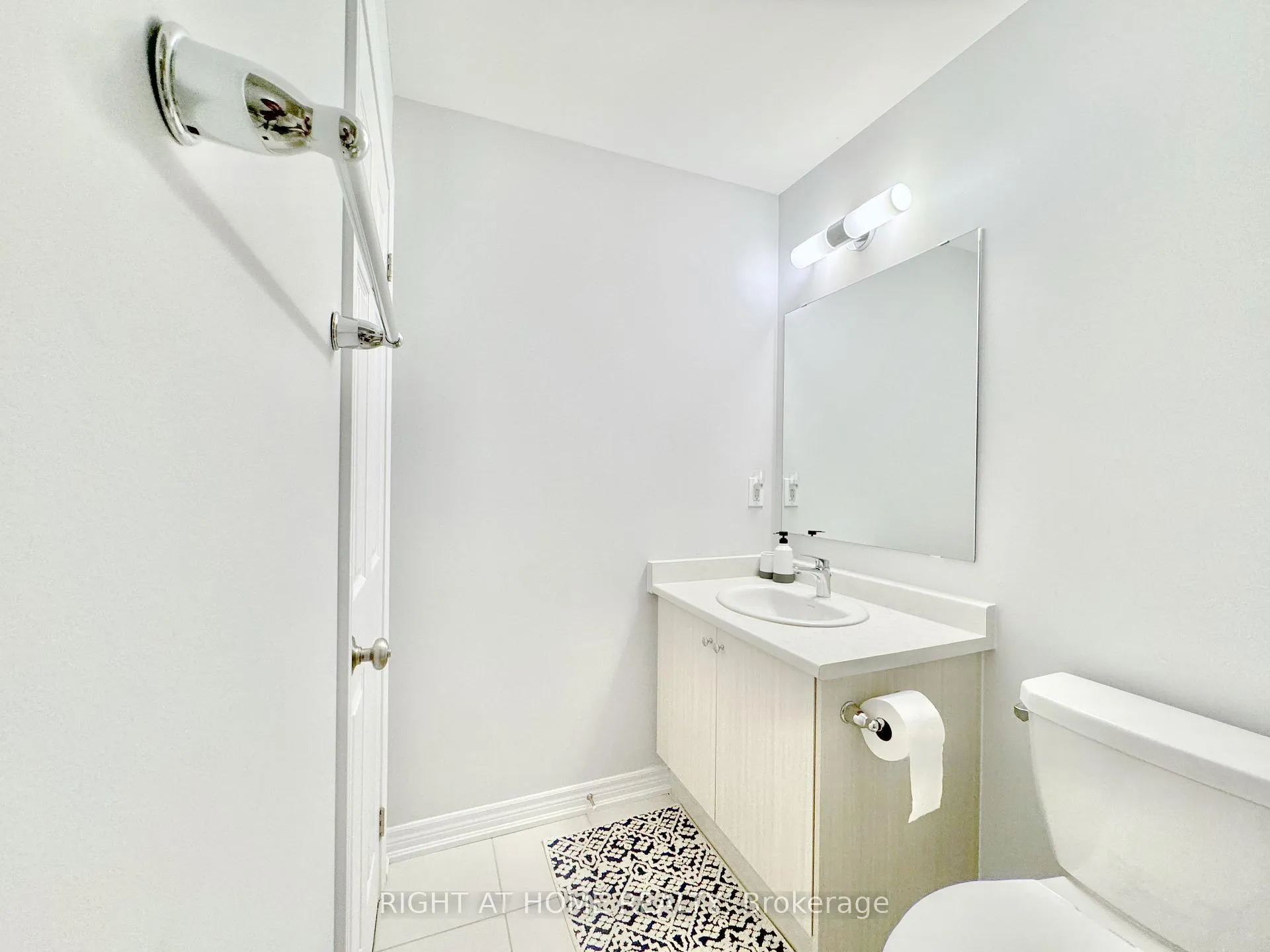 Photo 28 of Unit 39, 113 Hartley Avenue, Brant, Paris — HOMEH