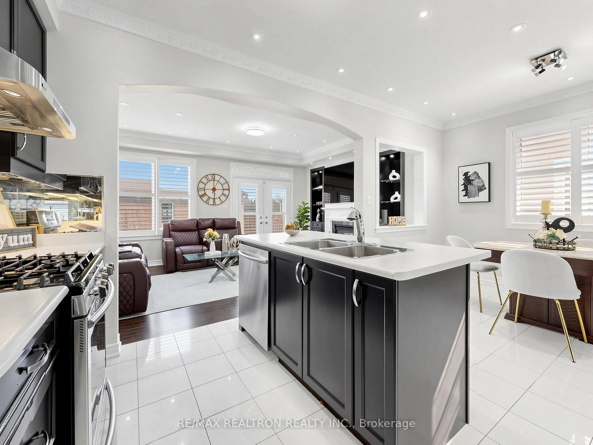 Photo 24 of 65 Black Creek Drive, Markham, Cornell — HOMEH