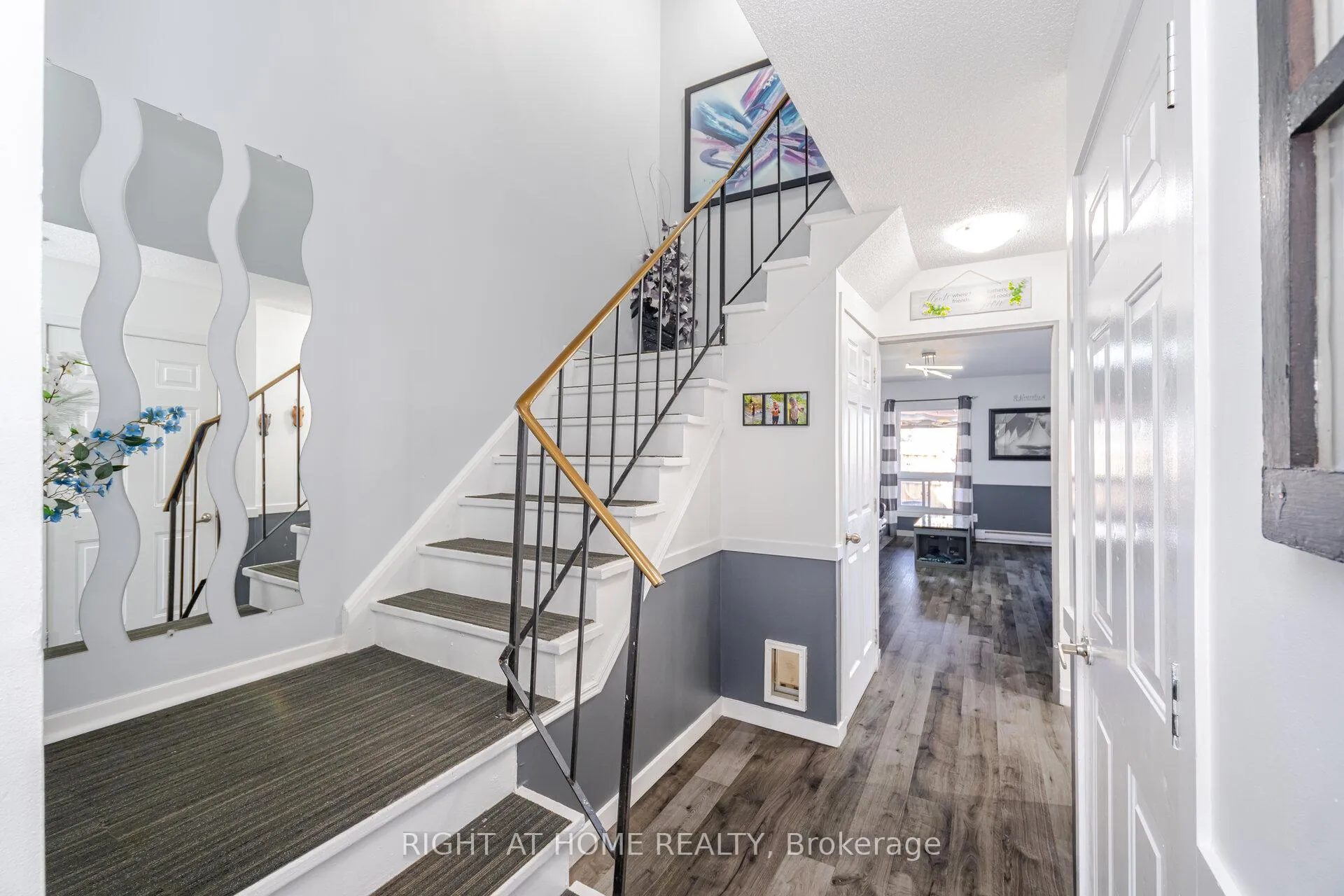 Photo 13 of Unit 16, 100 Century Drive, Orangeville — HOMEH