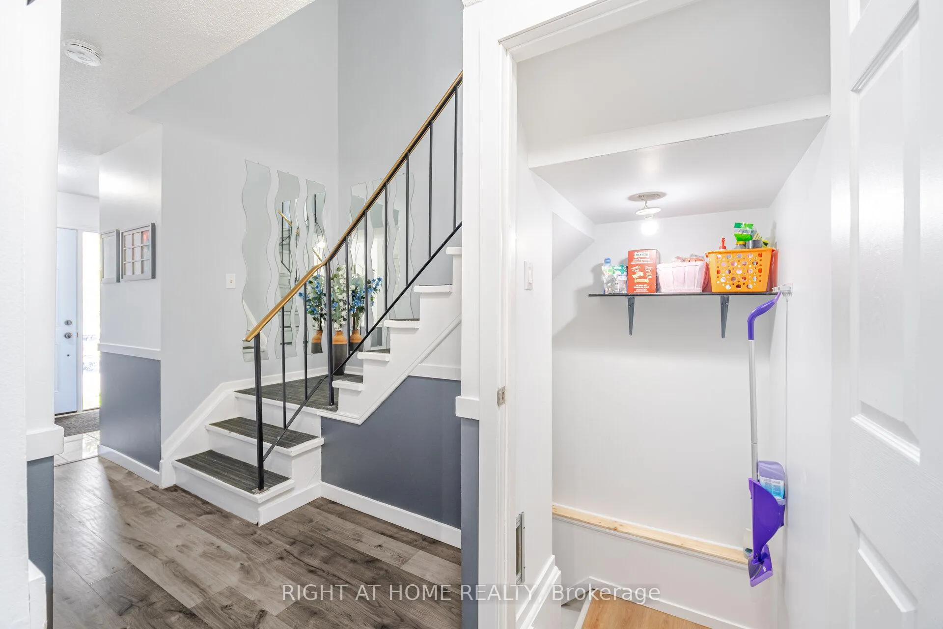 Photo 24 of Unit 16, 100 Century Drive, Orangeville — HOMEH