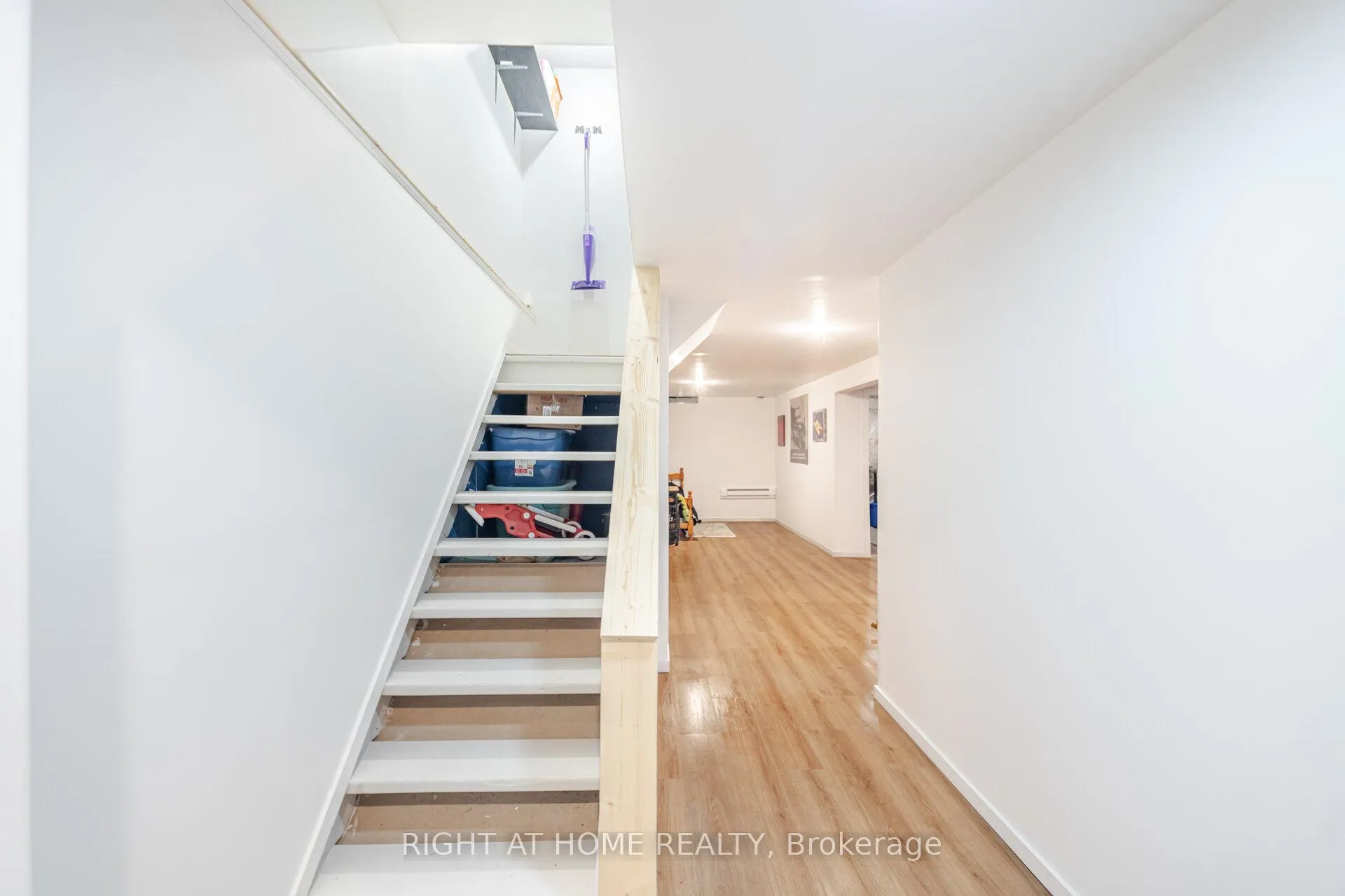 Photo 25 of Unit 16, 100 Century Drive, Orangeville — HOMEH
