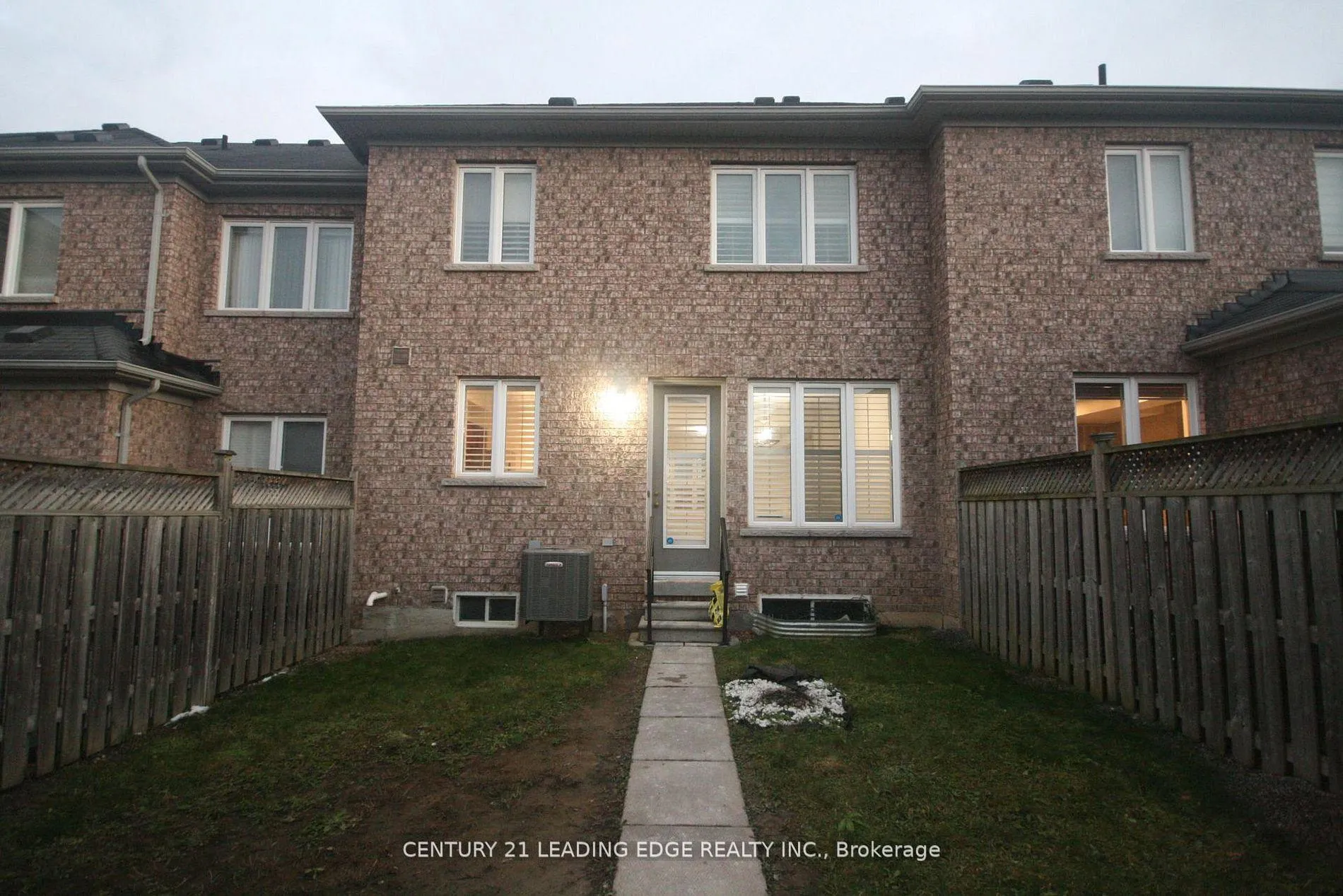 Photo 19 of 75 Kentview Crescent, Markham, Box Grove — HOMEH