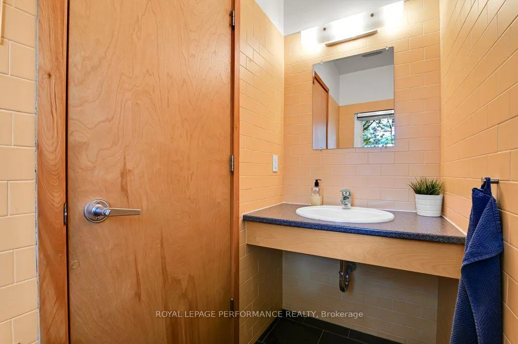 Photo 7 of 29 Mount Pleasant Avenue, Ottawa, Ottawa East — HOMEH