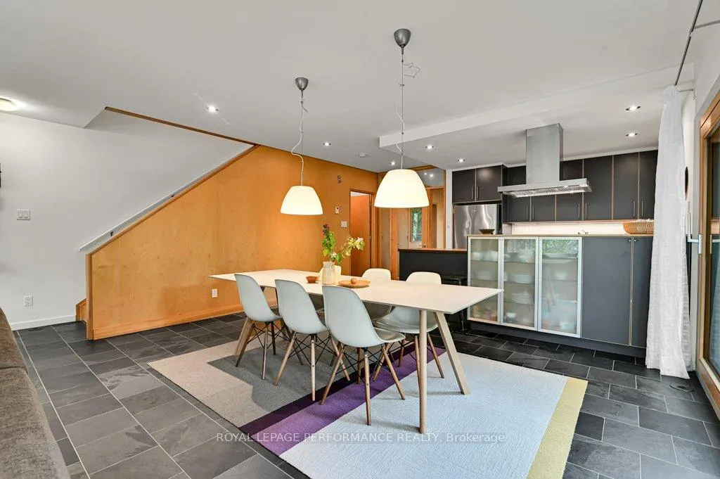 Photo 12 of 29 Mount Pleasant Avenue, Ottawa, Ottawa East — HOMEH