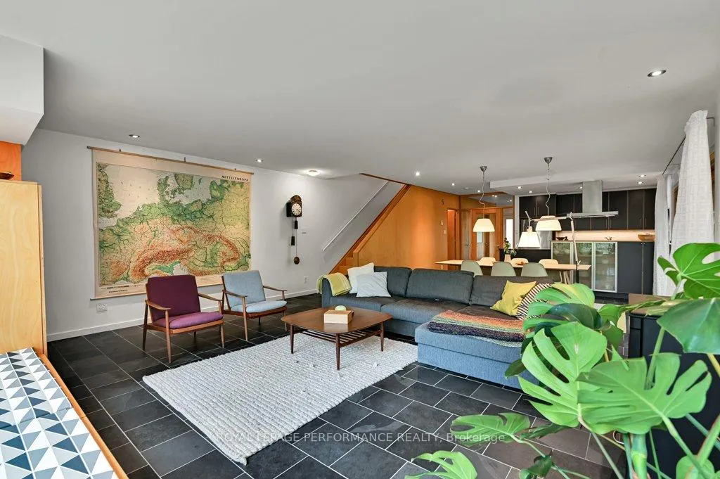 Photo 13 of 29 Mount Pleasant Avenue, Ottawa, Ottawa East — HOMEH