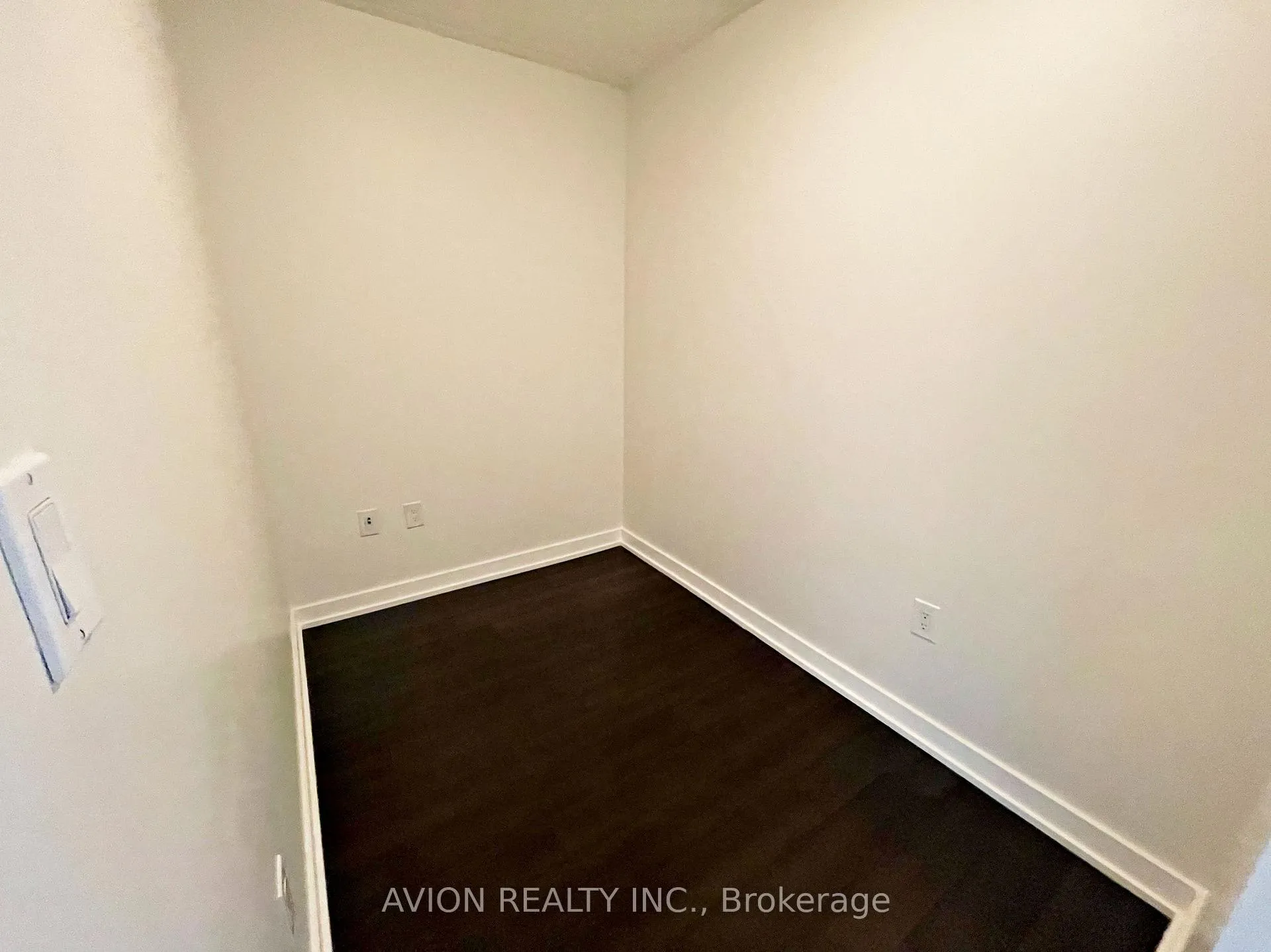 Photo 10 of Unit 1807, 21 Iceboat Terrace, Toronto, Waterfront Communities — HOMEH