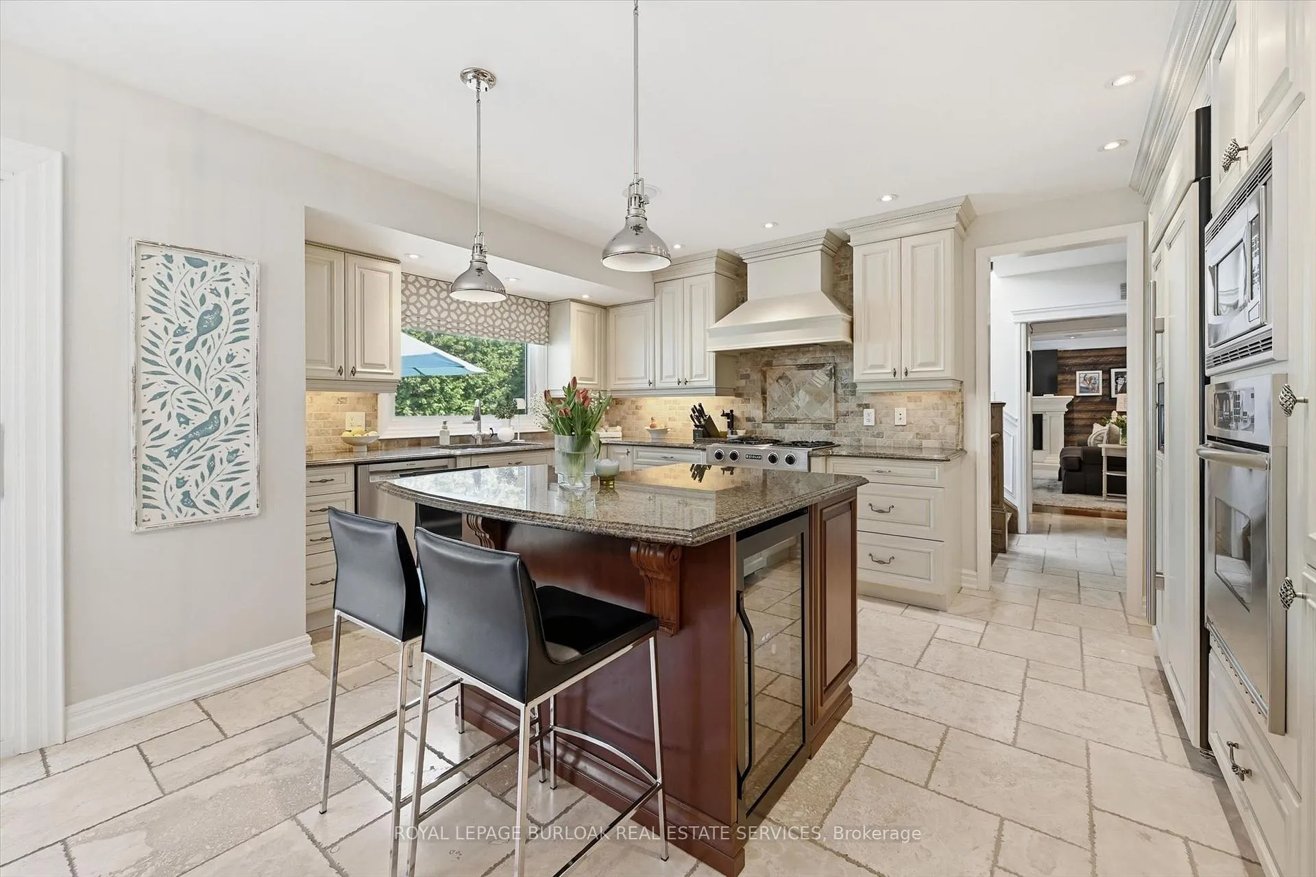 Photo 11 of 3500 Regal Road, Burlington, Roseland — HOMEH