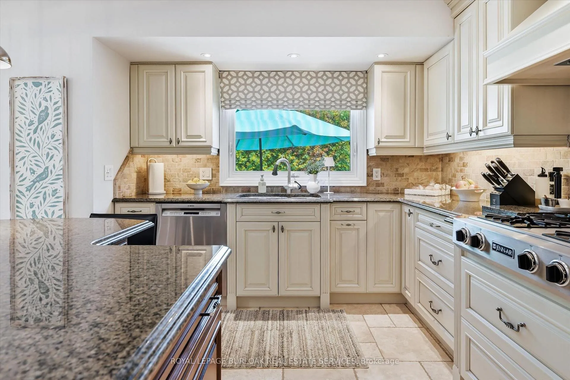Photo 13 of 3500 Regal Road, Burlington, Roseland — HOMEH