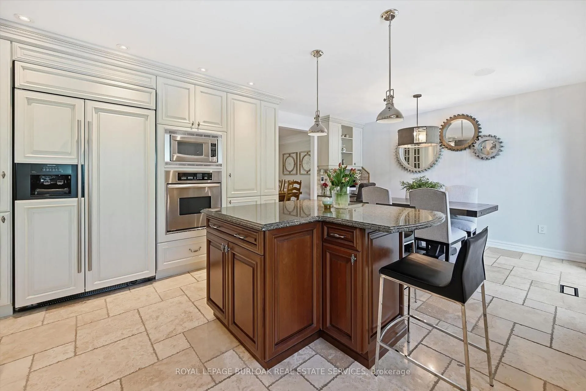 Photo 14 of 3500 Regal Road, Burlington, Roseland — HOMEH