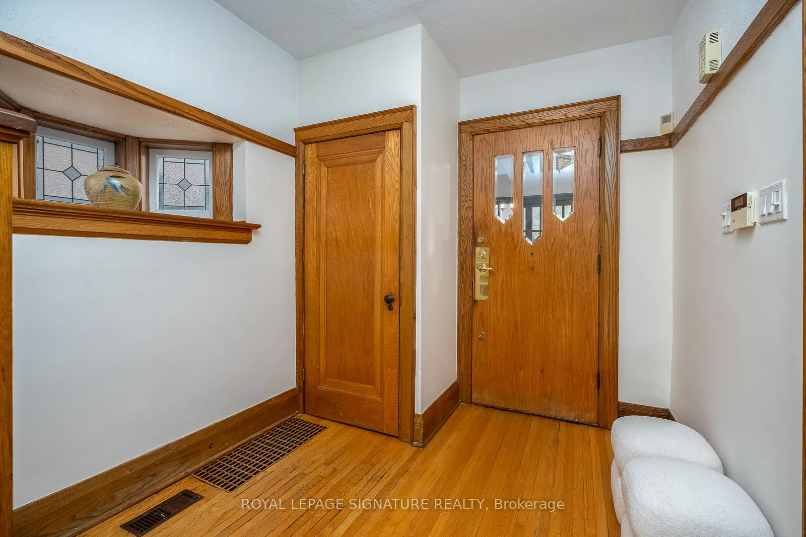 Photo 4 of 76 Highcroft Road, Toronto, Woodbine Corridor — HOMEH