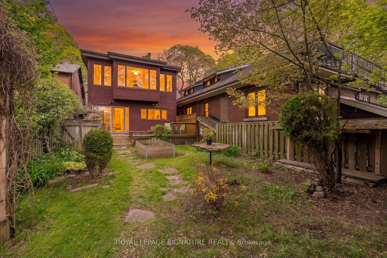 Photo 37 of 76 Highcroft Road, Toronto, Woodbine Corridor — HOMEH