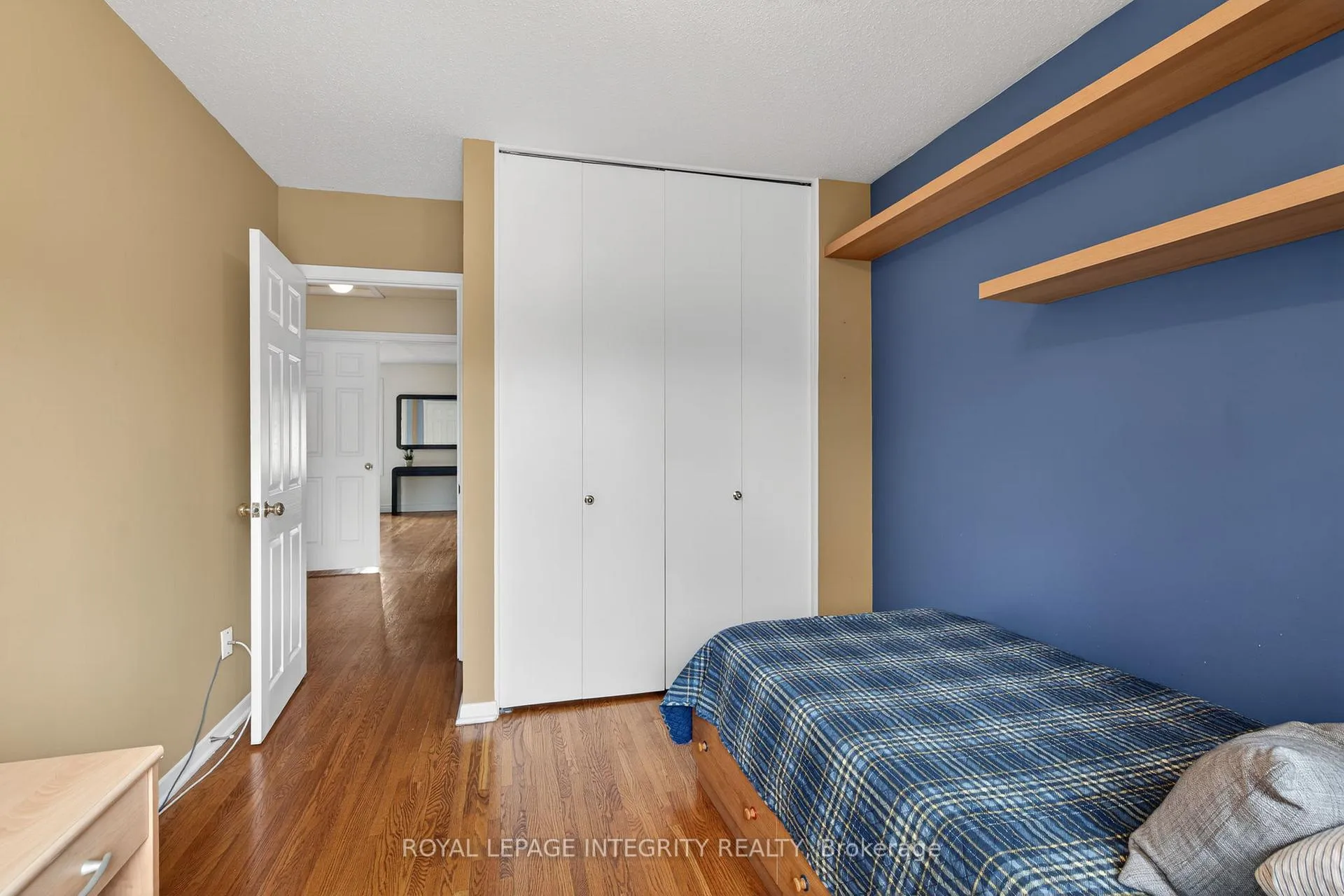 Photo 24 of 183 Monterey Drive, Ottawa, Leslie Park — HOMEH