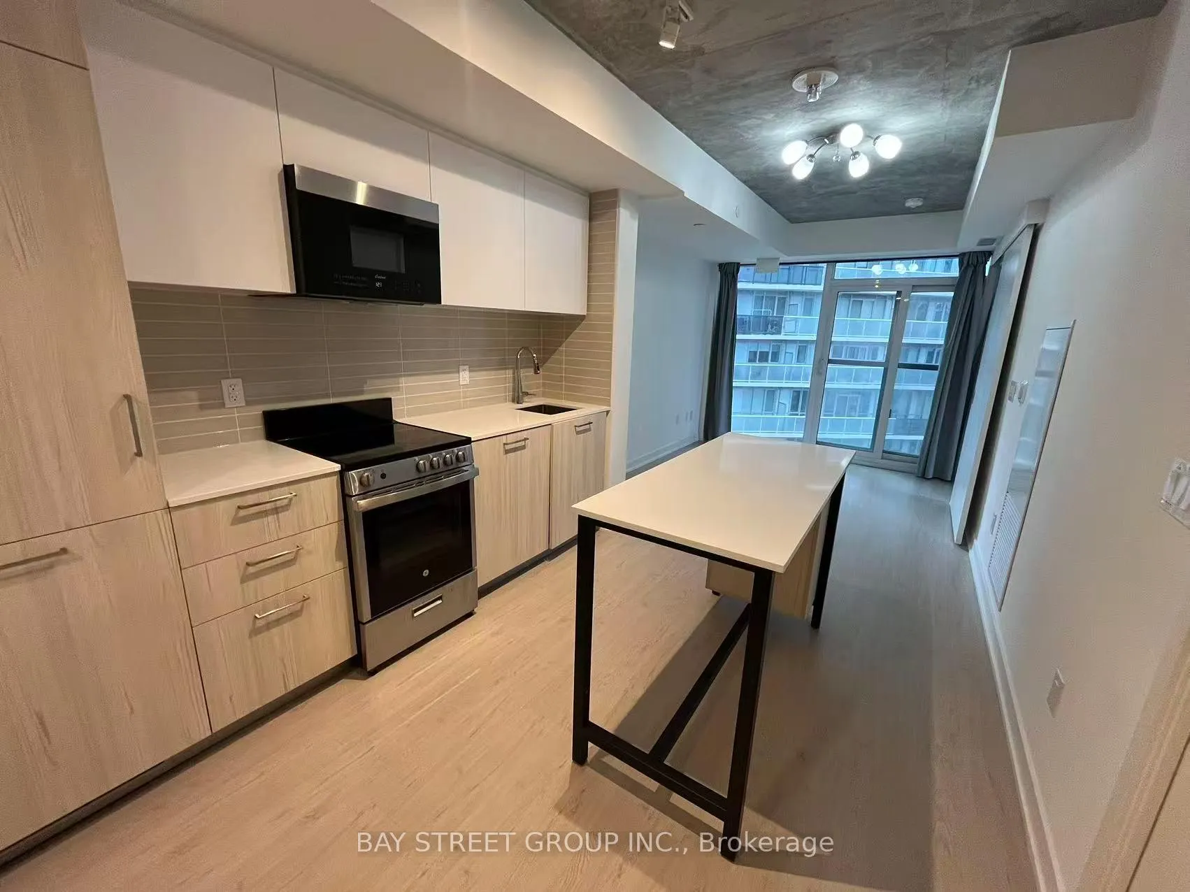 Photo 2 of Unit 1108, 65 Mutual Street, Toronto, Church-Yonge Corridor — HOMEH