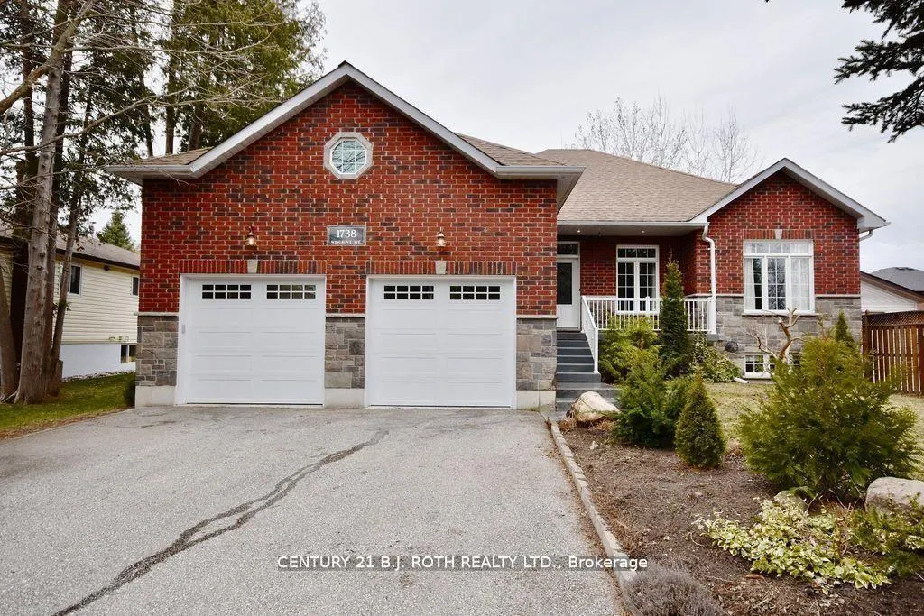 Front of 1738 Wingrove Avenue