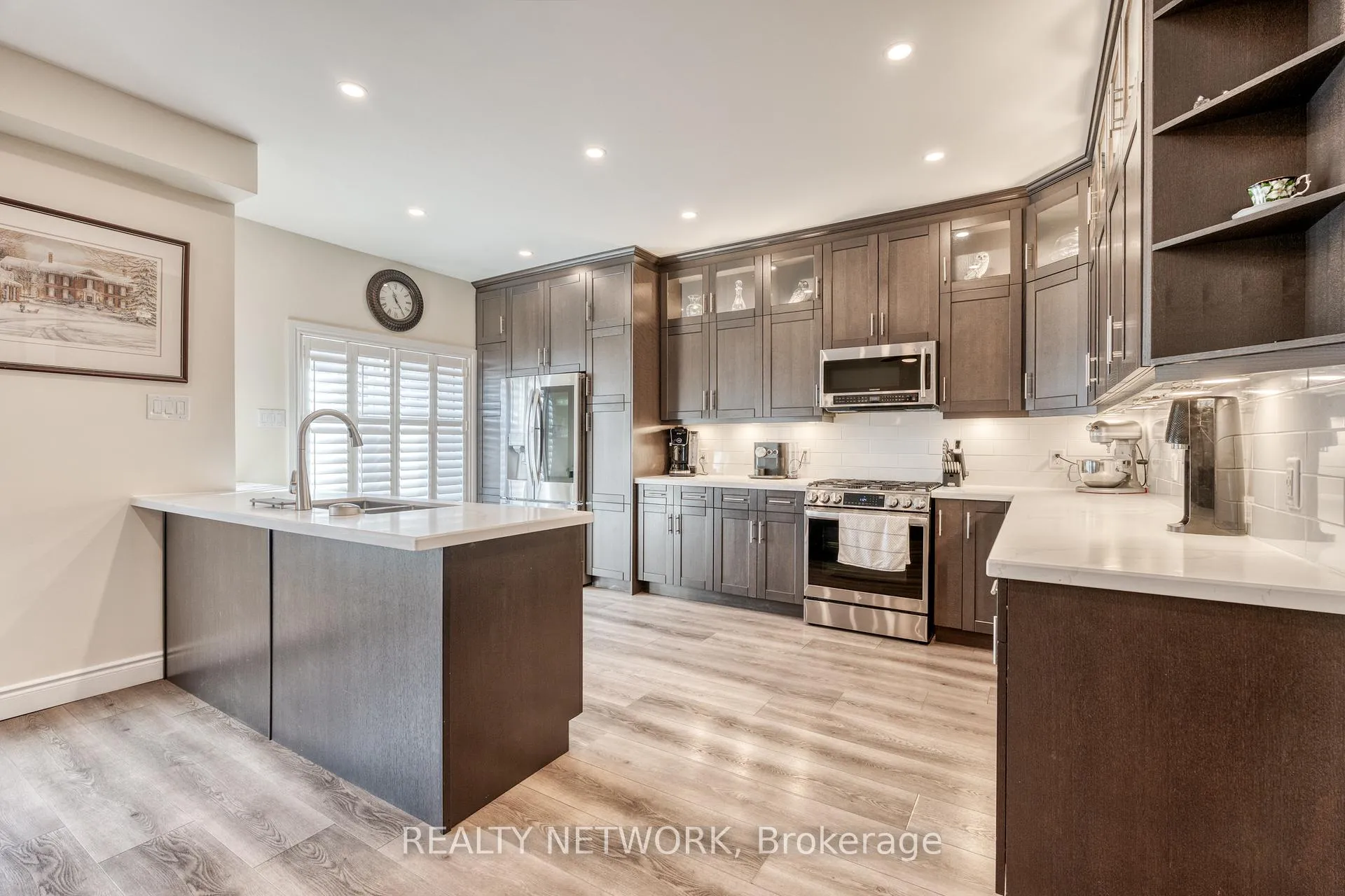 Photo 11 of 10 Lockport Way, Hamilton, Winona Park — HOMEH