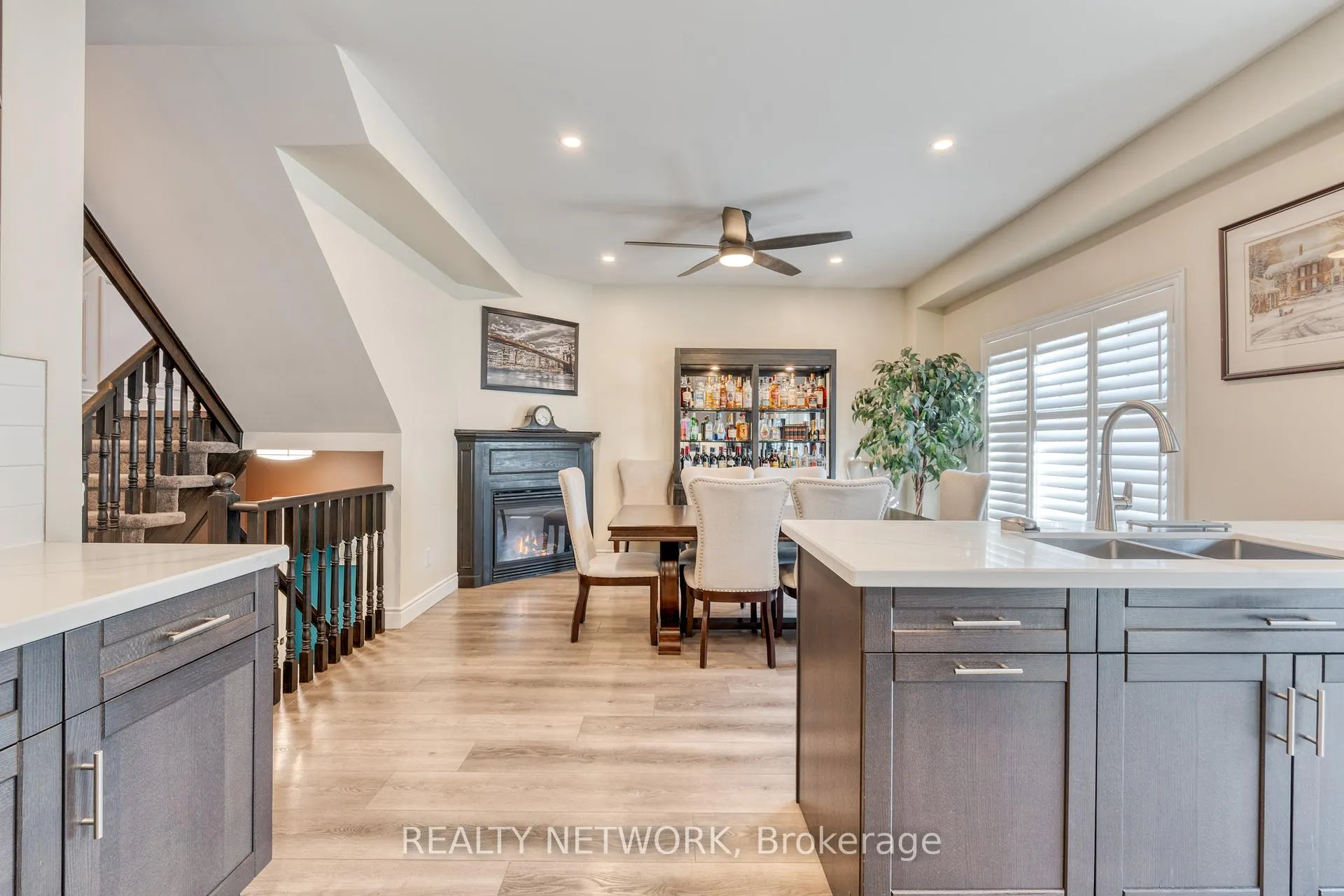 Photo 16 of 10 Lockport Way, Hamilton, Winona Park — HOMEH
