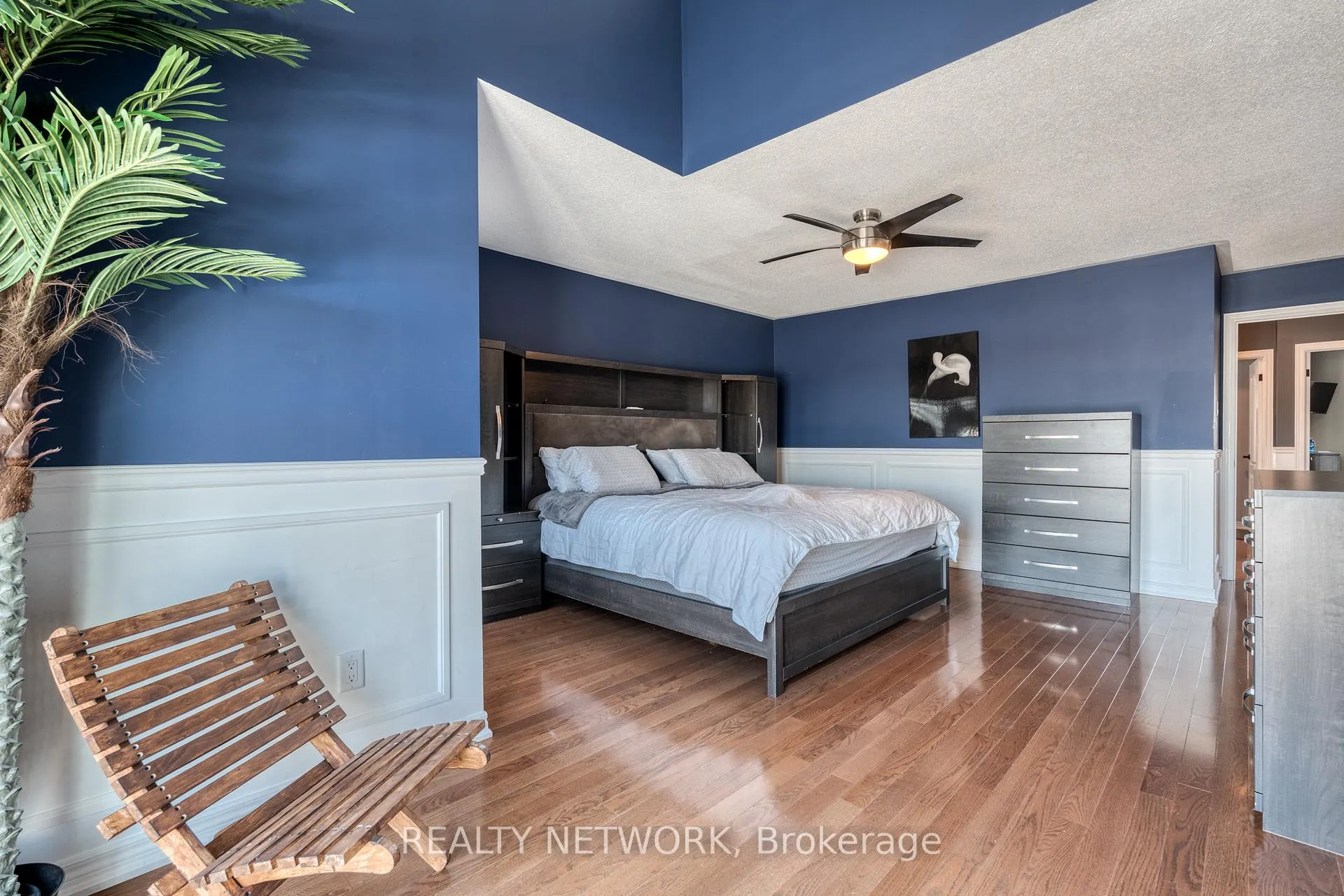 Photo 21 of 10 Lockport Way, Hamilton, Winona Park — HOMEH