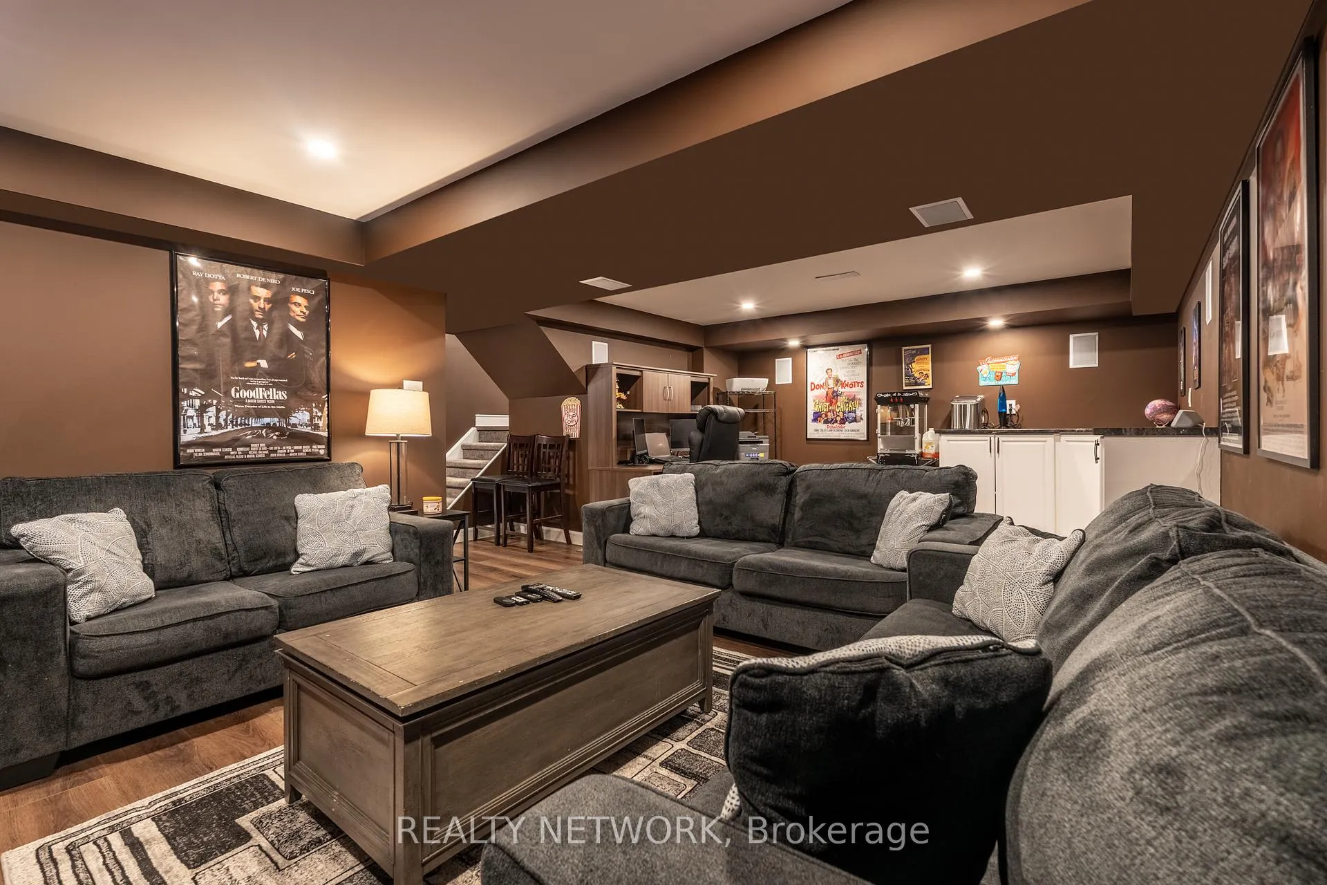 Photo 28 of 10 Lockport Way, Hamilton, Winona Park — HOMEH