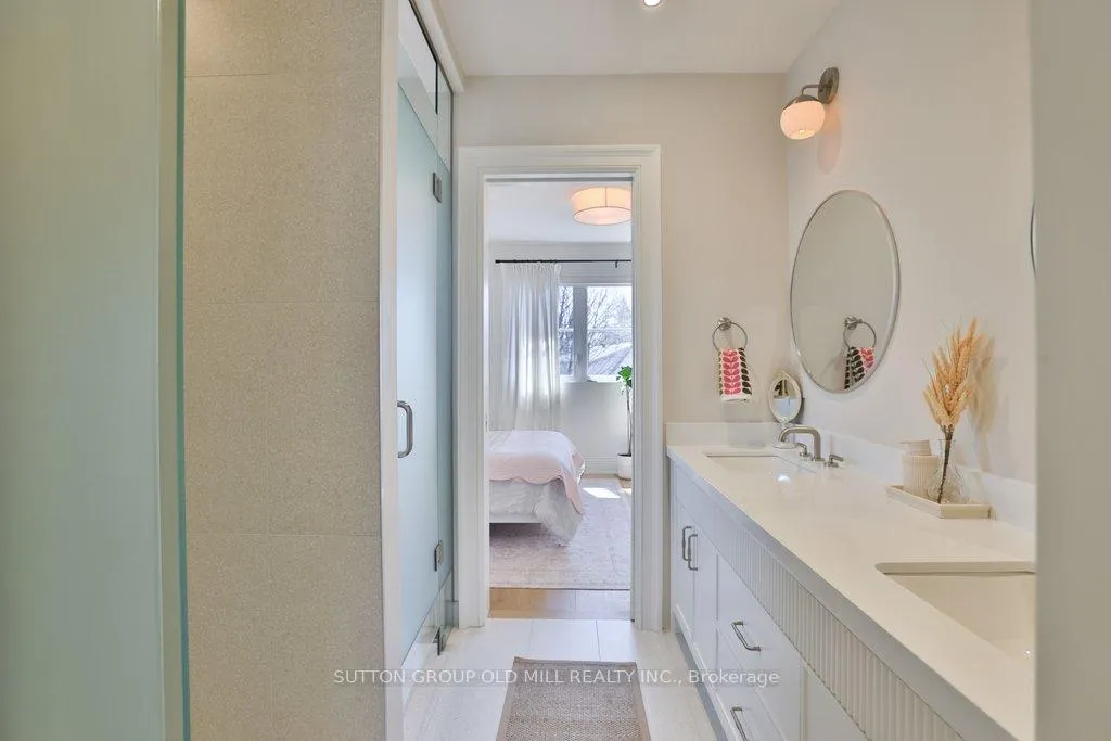 Photo 20 of 5 Elderidge Avenue, Etobicoke, Stonegate-Queensway — HOMEH