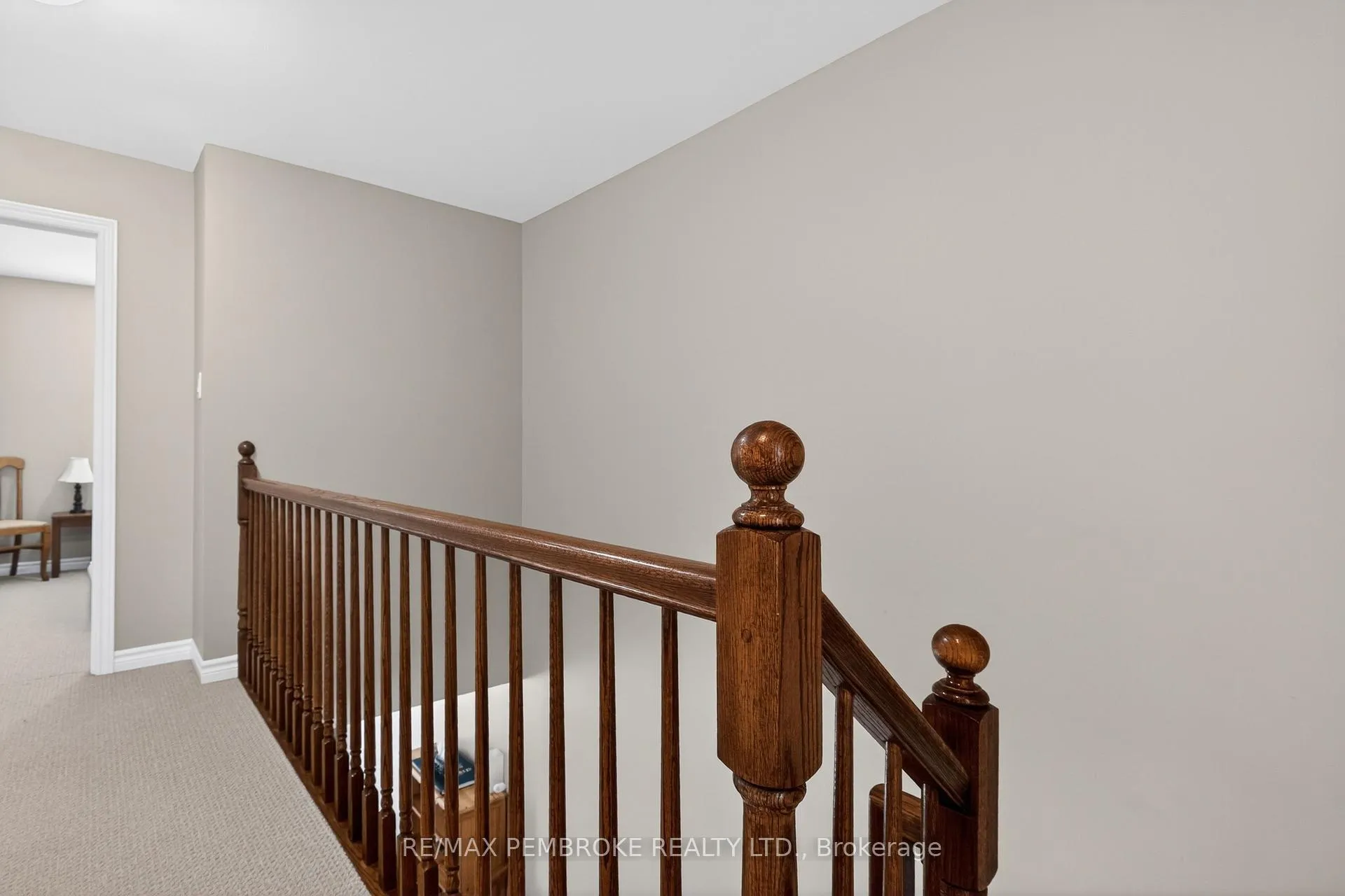 Photo 18 of 1034 Butler Boulevard, Petawawa — HOMEH