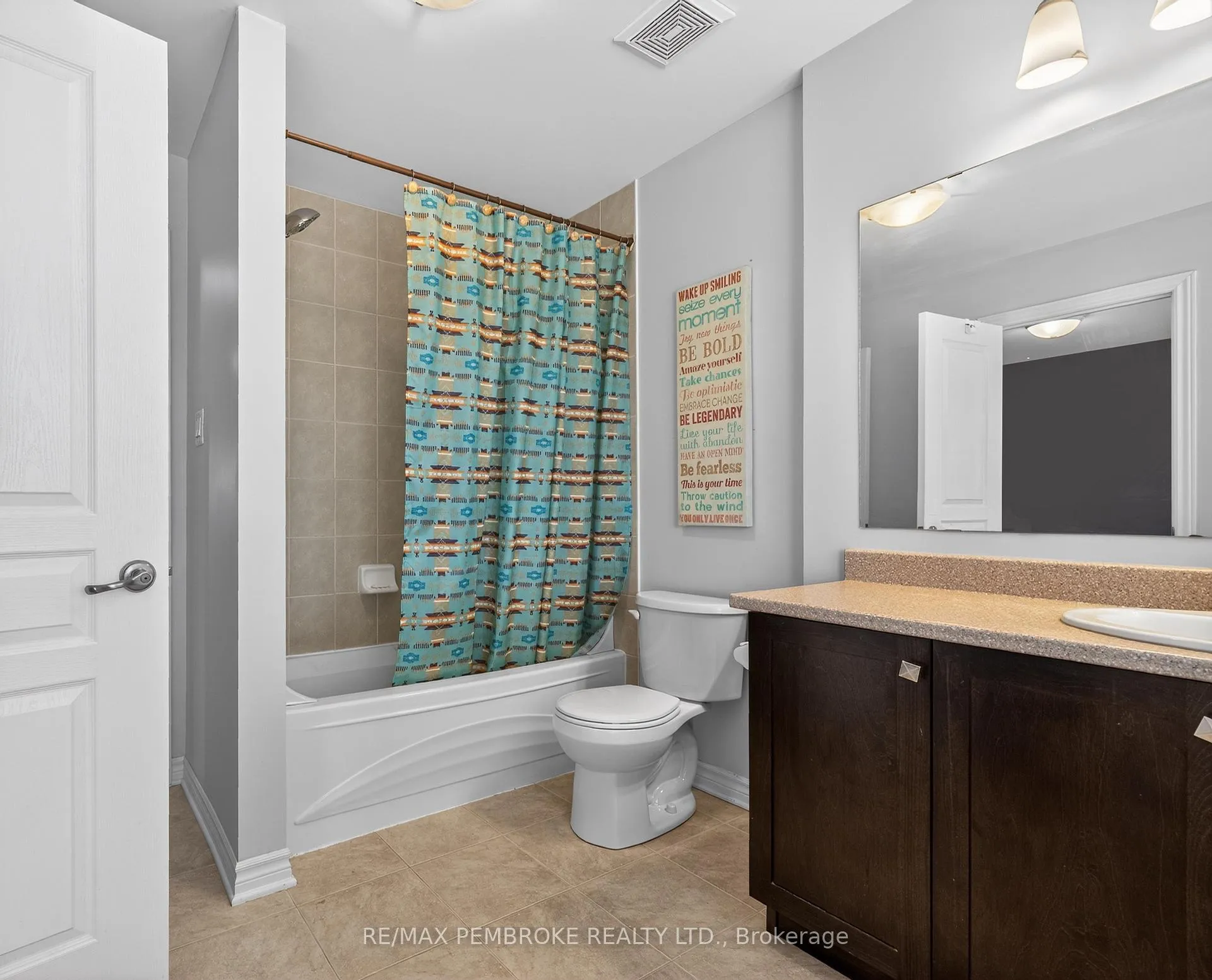 Photo 25 of 1034 Butler Boulevard, Petawawa — HOMEH