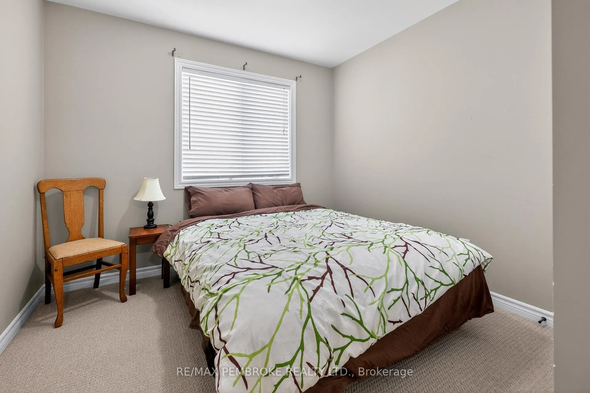 Photo 27 of 1034 Butler Boulevard, Petawawa — HOMEH