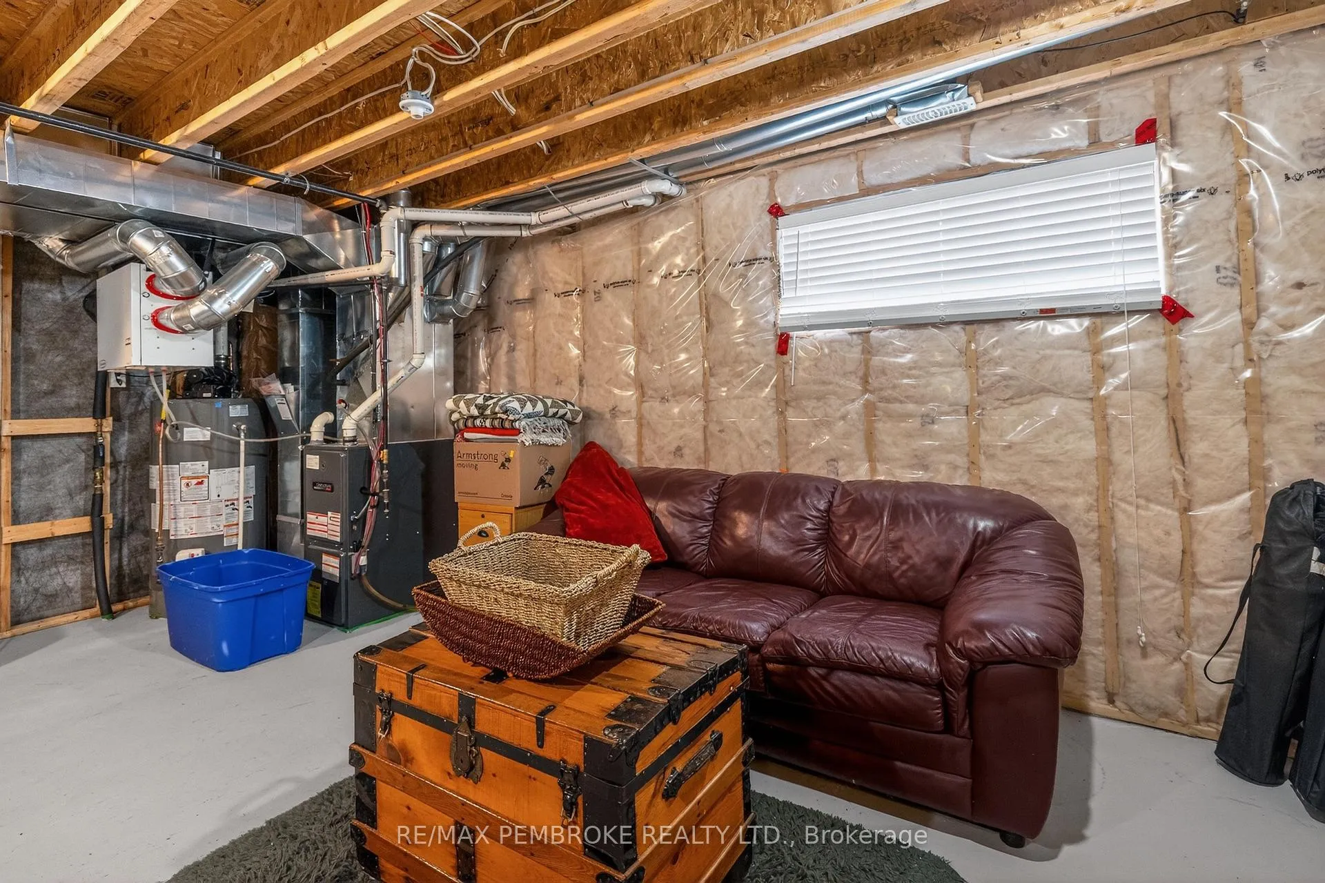 Photo 31 of 1034 Butler Boulevard, Petawawa — HOMEH