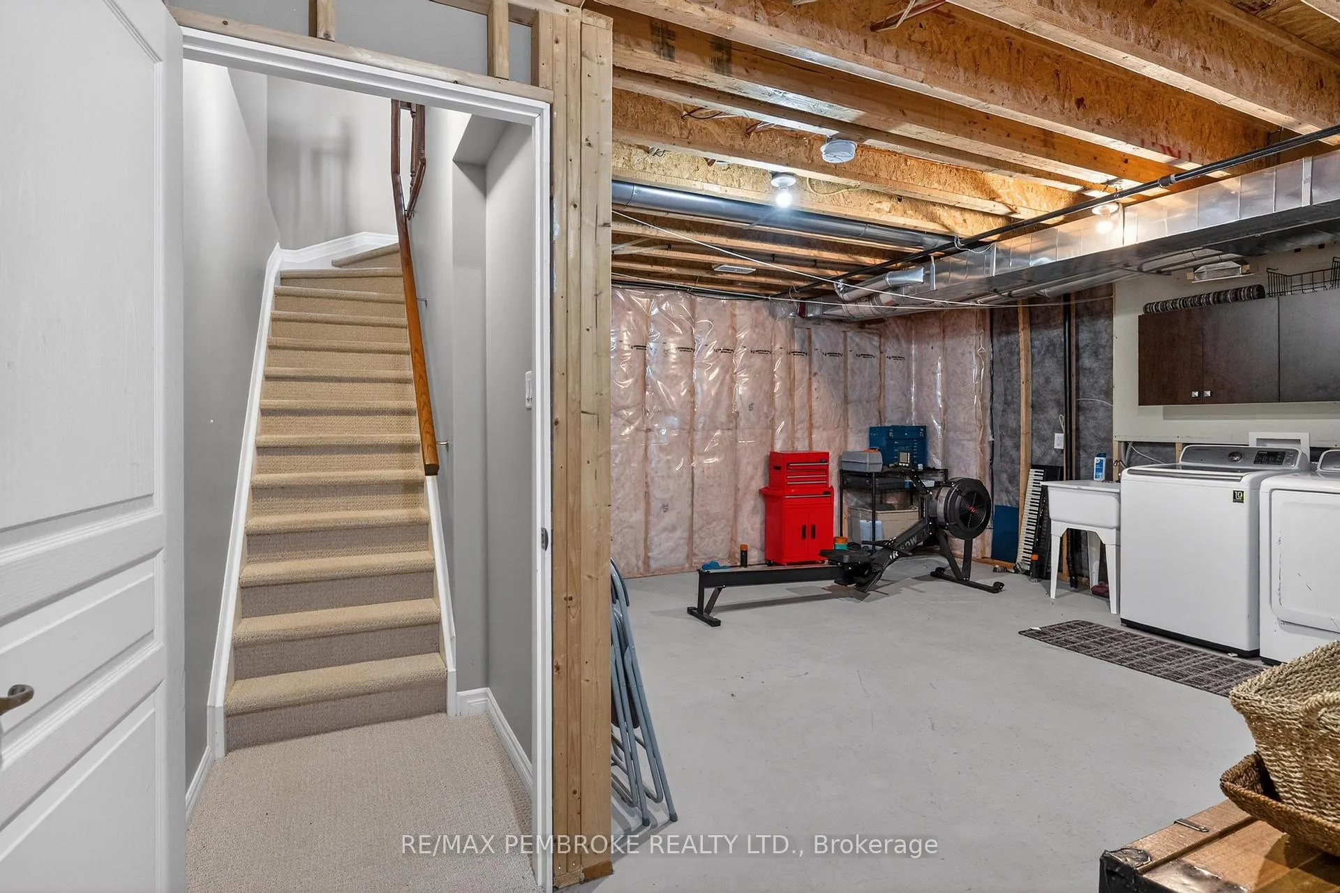Photo 34 of 1034 Butler Boulevard, Petawawa — HOMEH