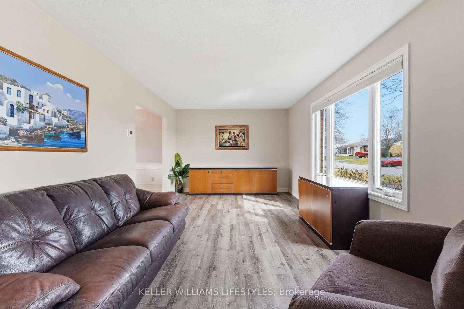Photo 5 of 41 Dyer Street, St. Thomas — HOMEH