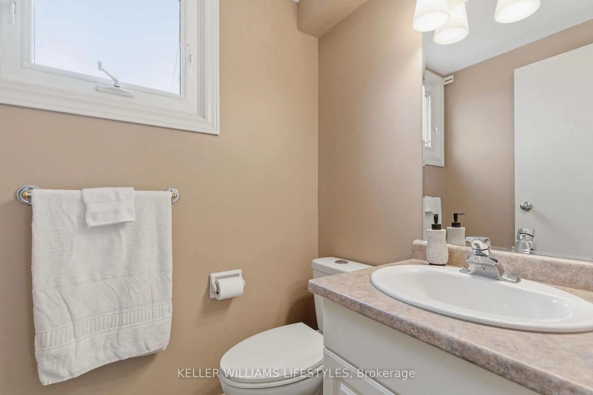 Photo 14 of 41 Dyer Street, St. Thomas — HOMEH