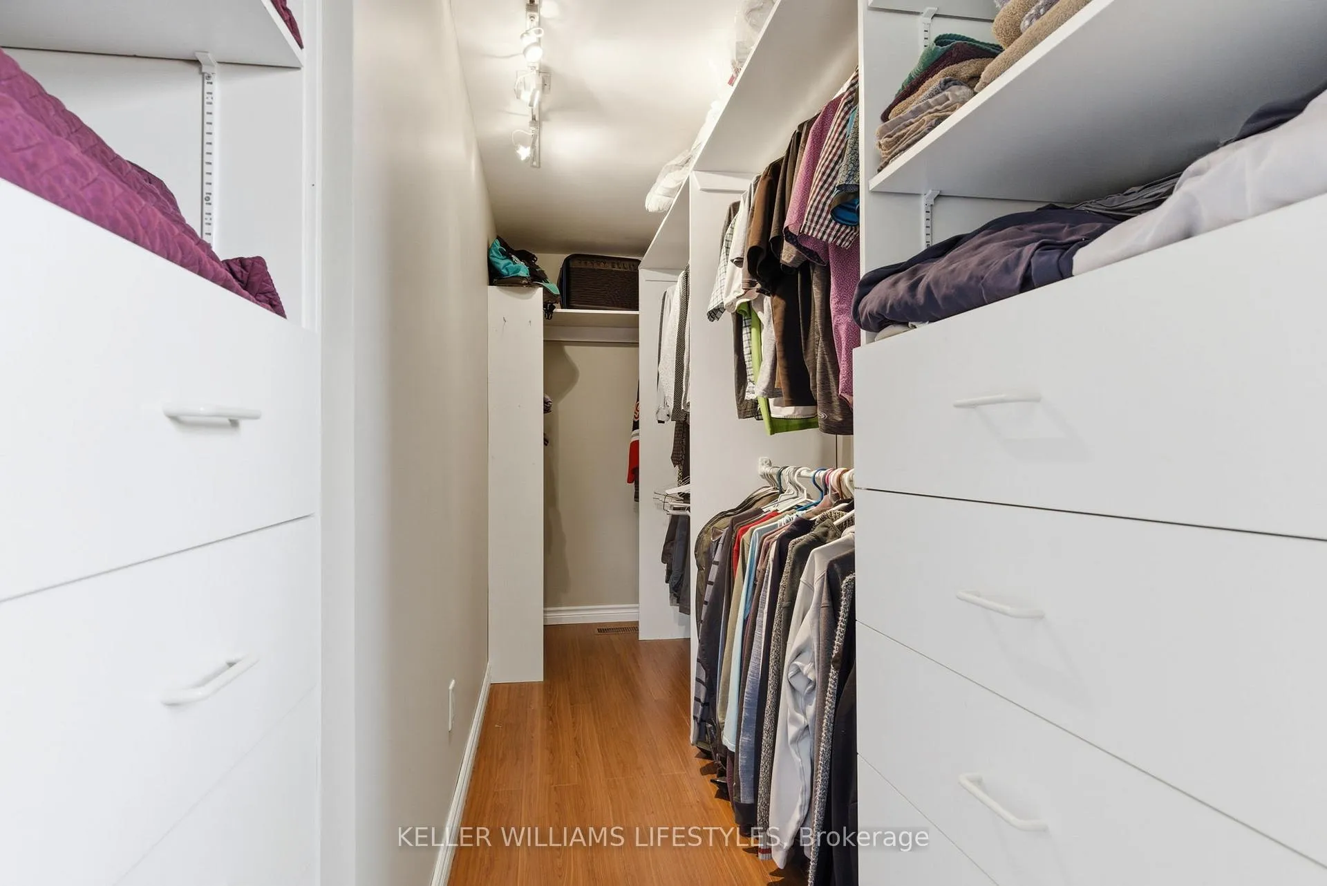 Photo 17 of 41 Dyer Street, St. Thomas — HOMEH