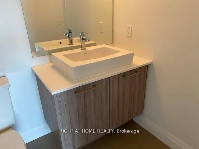 Photo 14 of Unit 103, 4800 Highway 7, Vaughan, East Woodbridge — HOMEH