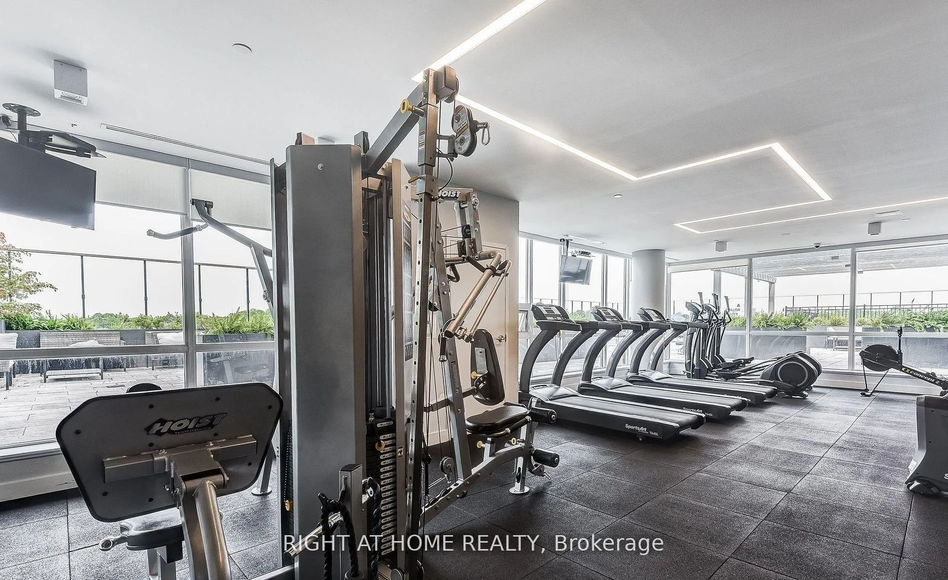 Photo 24 of Unit 103, 4800 Highway 7, Vaughan, East Woodbridge — HOMEH