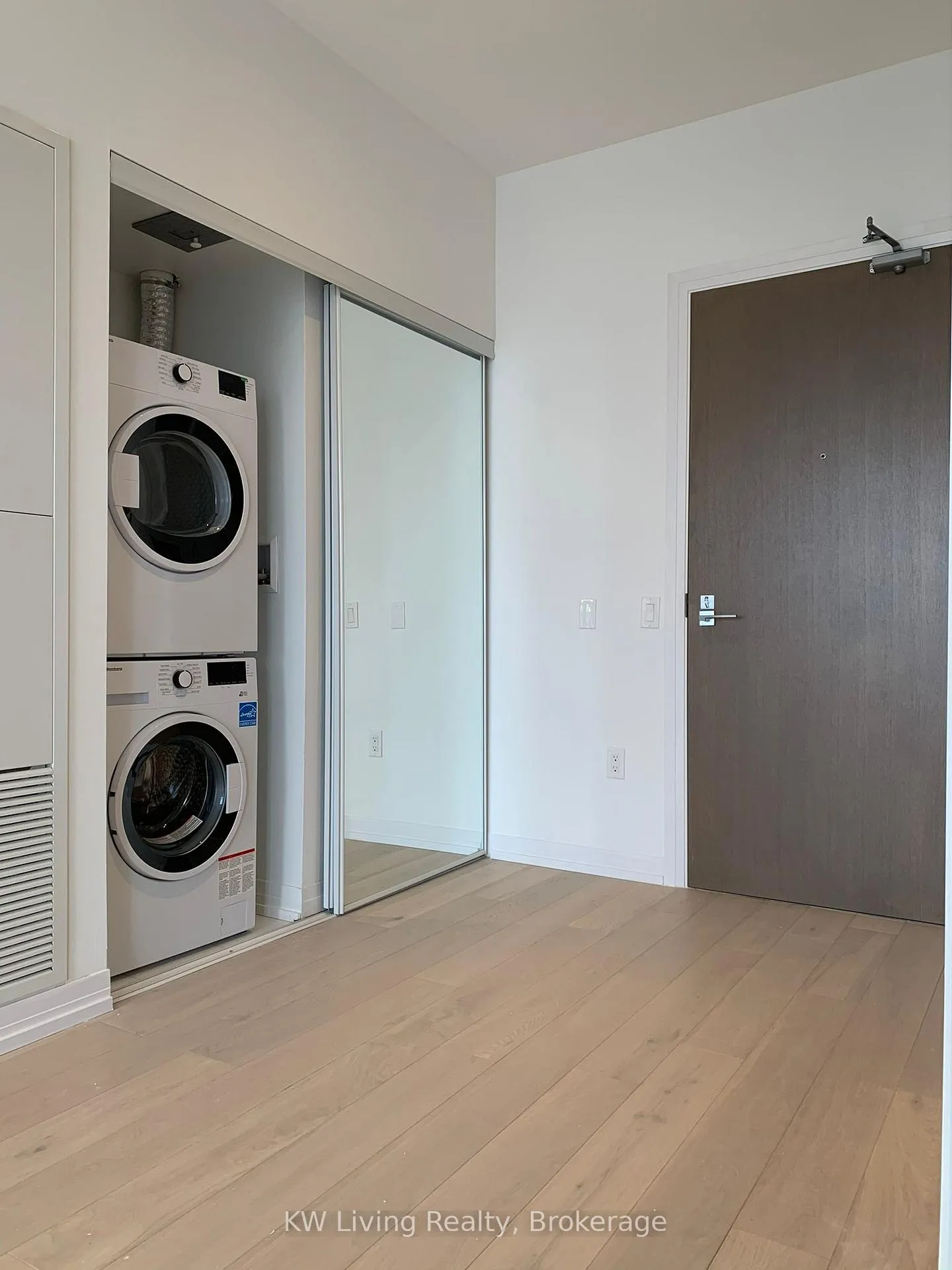 Photo 5 of Unit Lph12, 251 Jarvis Street, Toronto, Church-Yonge Corridor — HOMEH