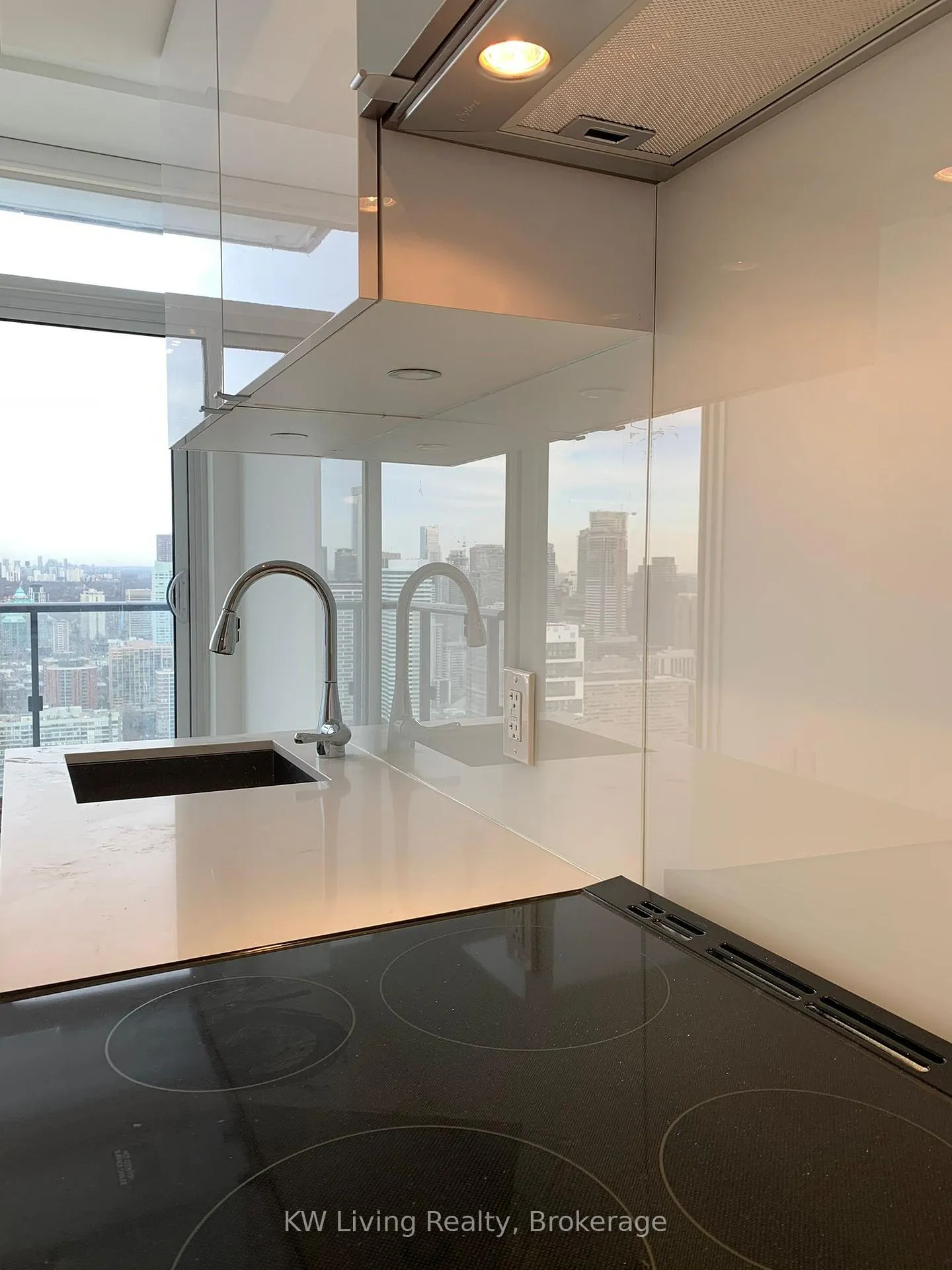 Photo 8 of Unit Lph12, 251 Jarvis Street, Toronto, Church-Yonge Corridor — HOMEH