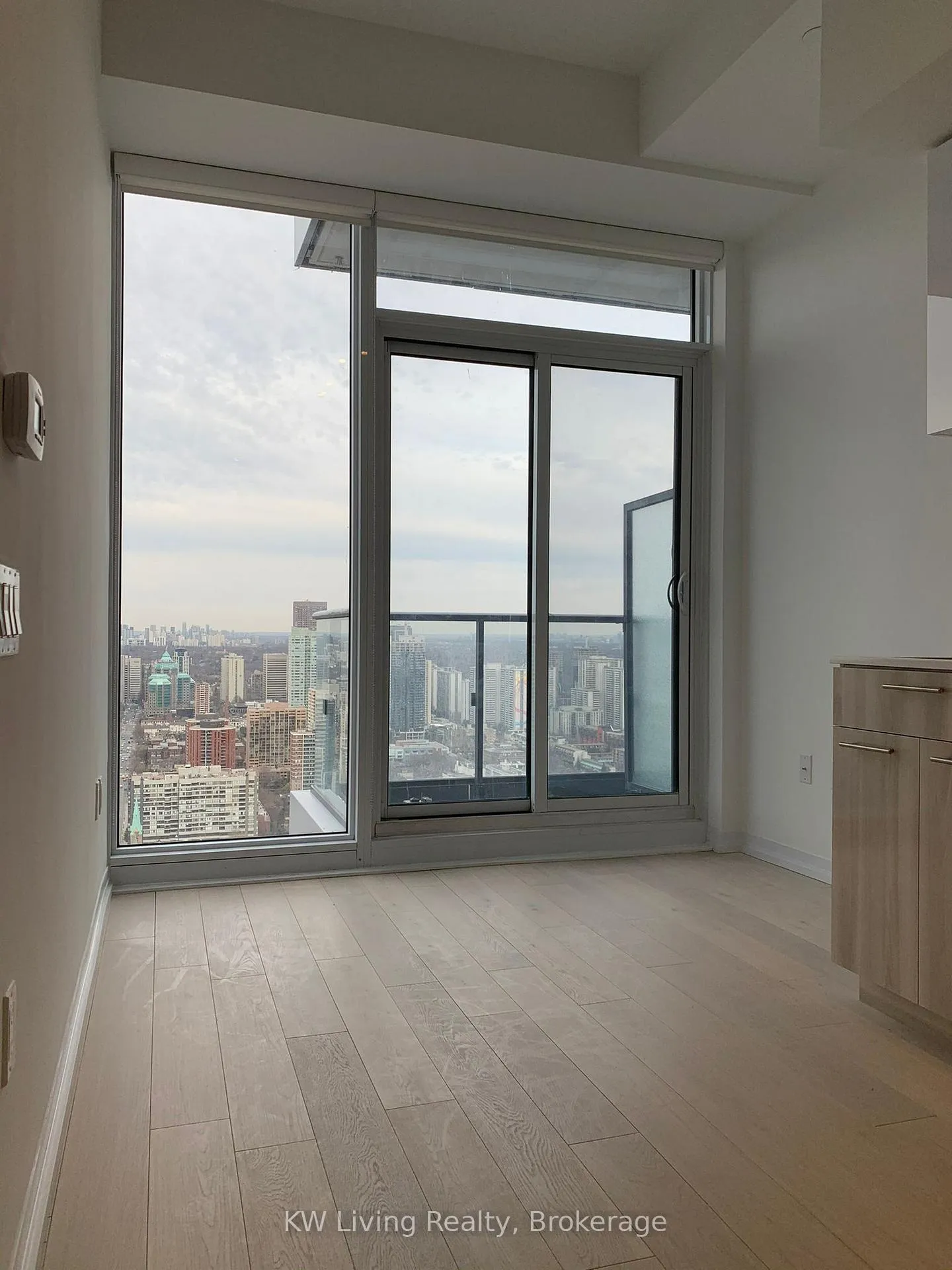 Photo 9 of Unit Lph12, 251 Jarvis Street, Toronto, Church-Yonge Corridor — HOMEH