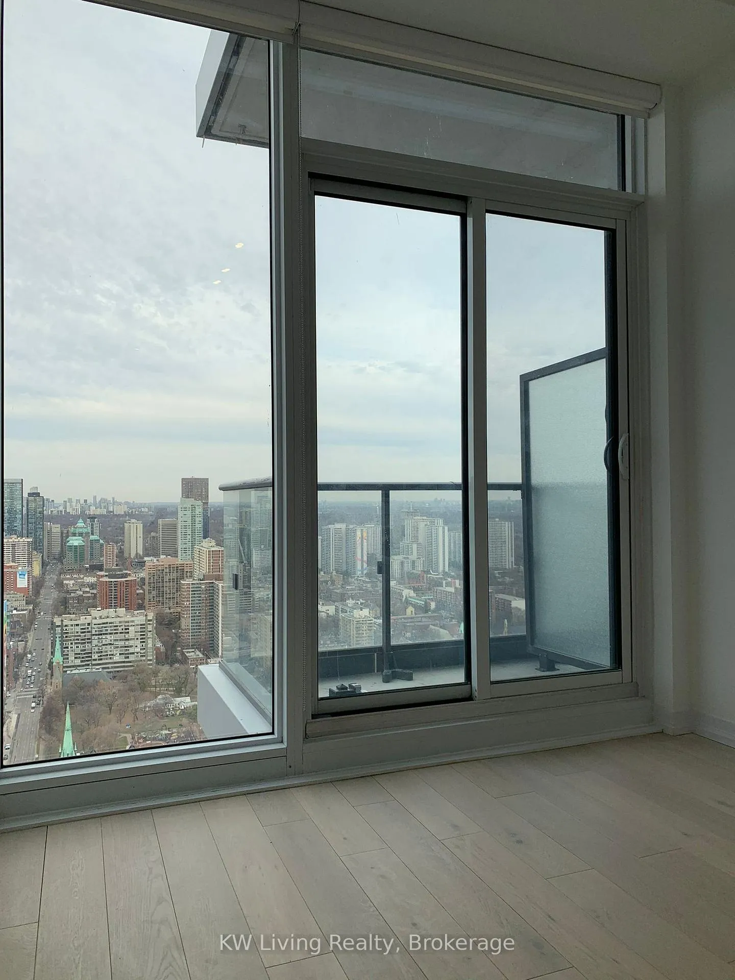 Photo 10 of Unit Lph12, 251 Jarvis Street, Toronto, Church-Yonge Corridor — HOMEH