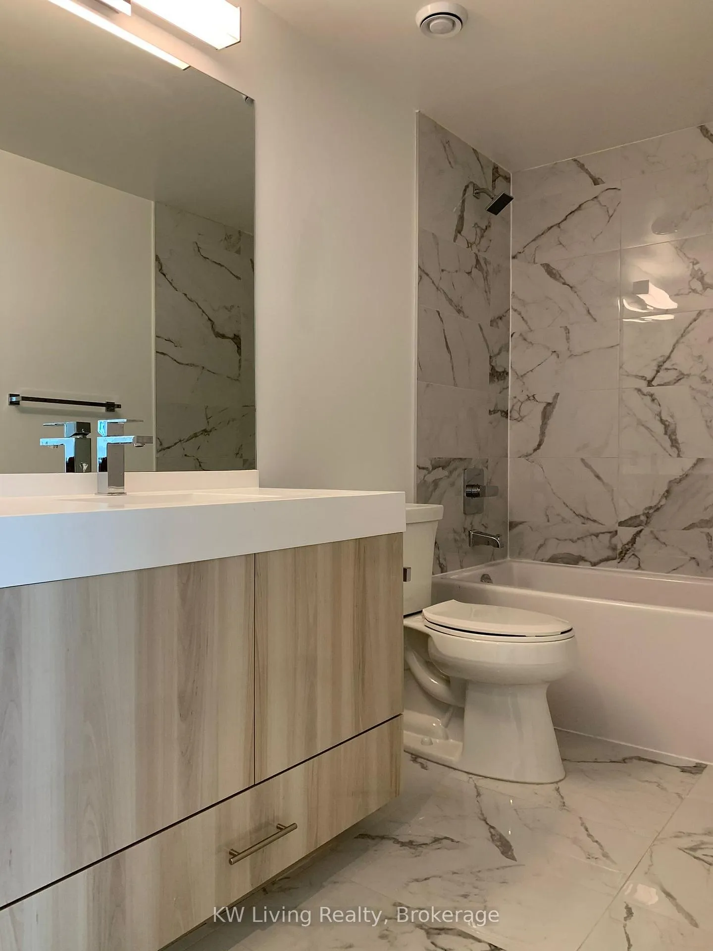 Photo 15 of Unit Lph12, 251 Jarvis Street, Toronto, Church-Yonge Corridor — HOMEH