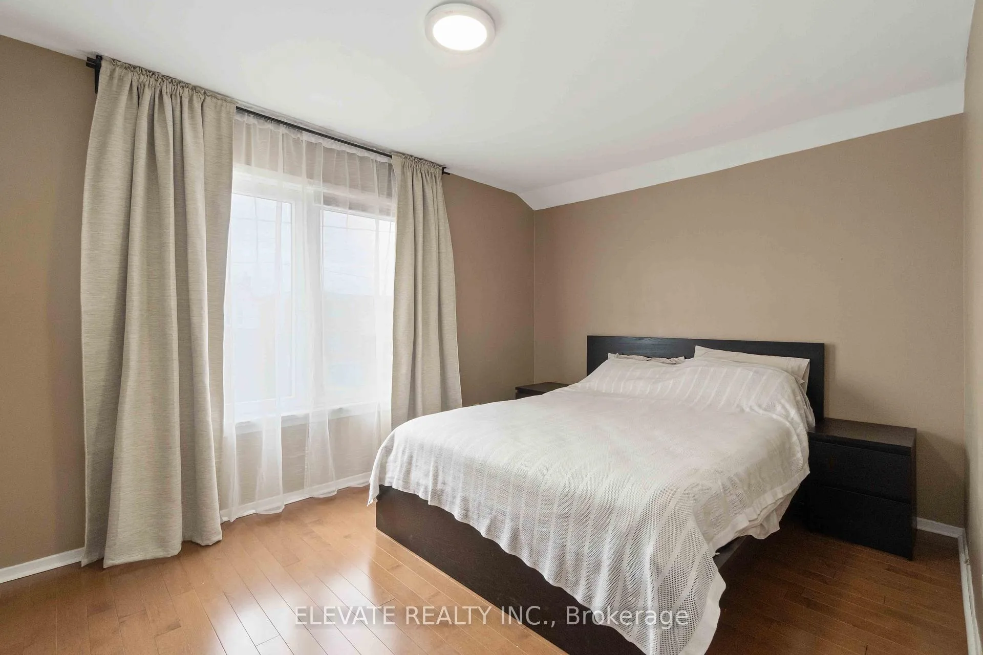 Photo 11 of 70 Rogers Road, Toronto, Oakwood Village — HOMEH