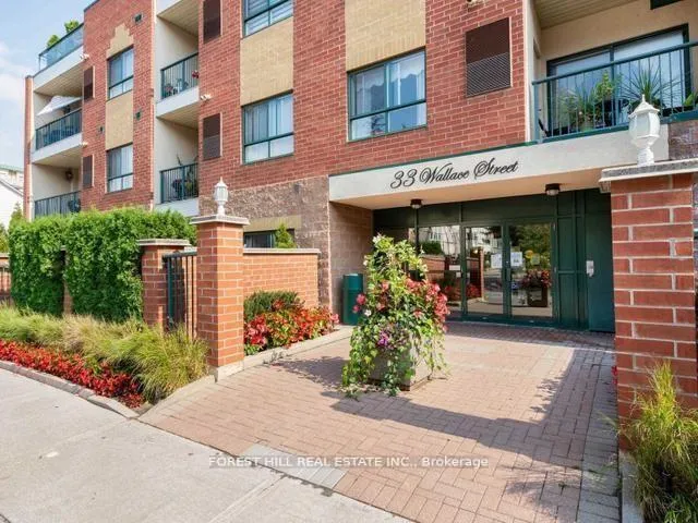 Photo 3 of Unit 210, 33 Wallace Street, Vaughan, West Woodbridge — HOMEH