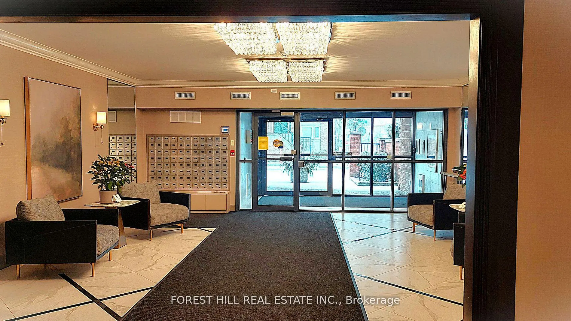 Photo 4 of Unit 210, 33 Wallace Street, Vaughan, West Woodbridge — HOMEH