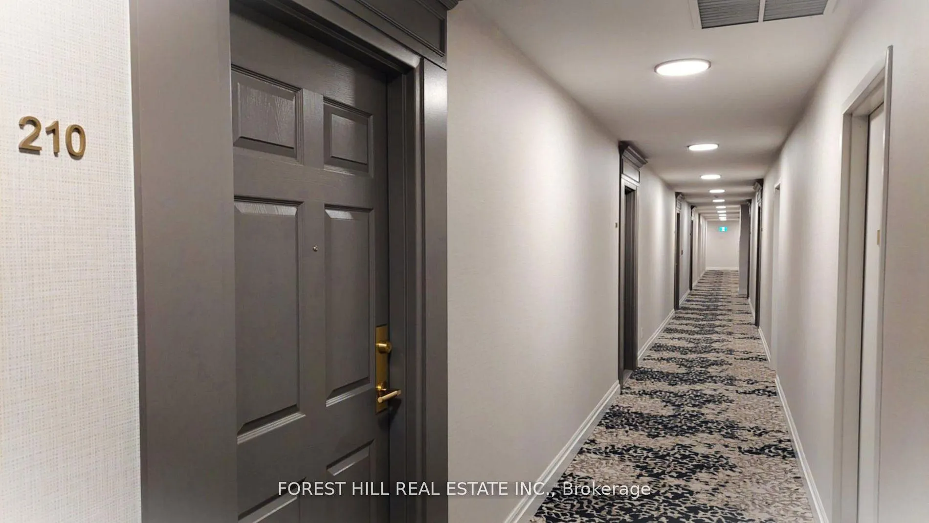 Photo 7 of Unit 210, 33 Wallace Street, Vaughan, West Woodbridge — HOMEH