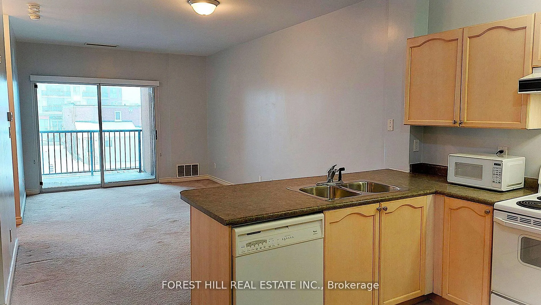Photo 10 of Unit 210, 33 Wallace Street, Vaughan, West Woodbridge — HOMEH