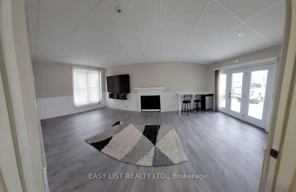 Photo 12 of 112 Clovelly Road, Tecumseh — HOMEH