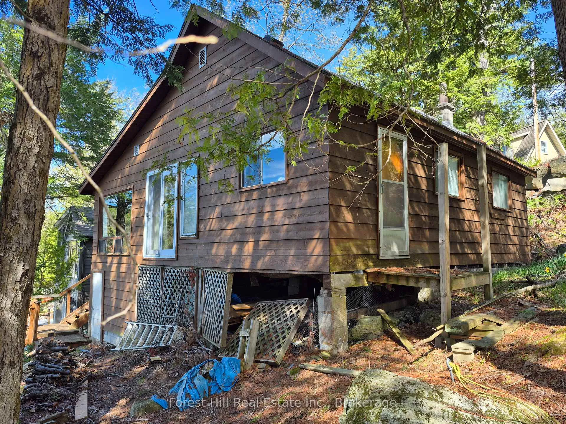 Photo 1 of 1024 Ennis Bay Road S, Bracebridge, Muskoka (N) — HOMEH